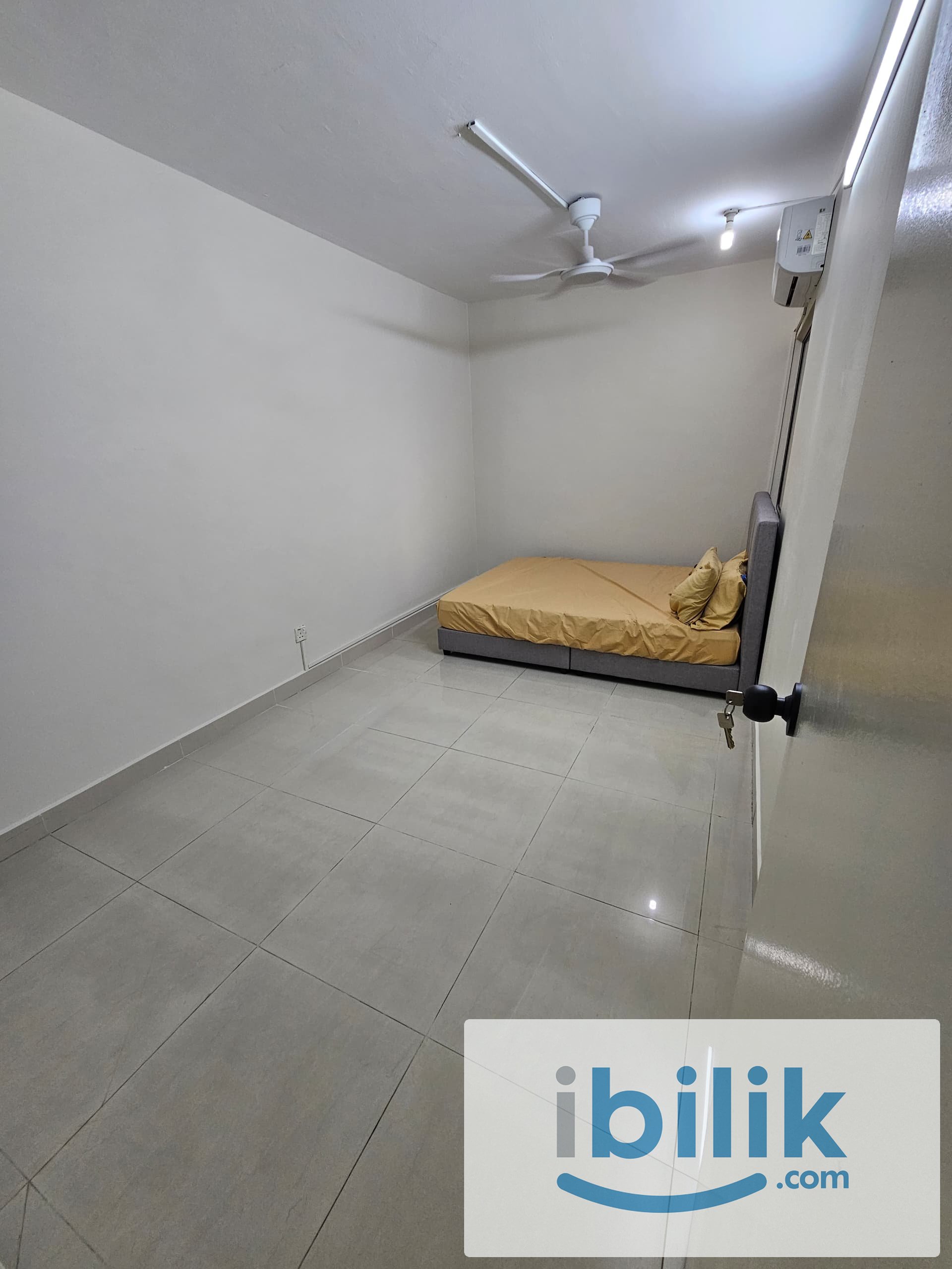 Middle Room at Amadesa, Desa Petaling - Image 2