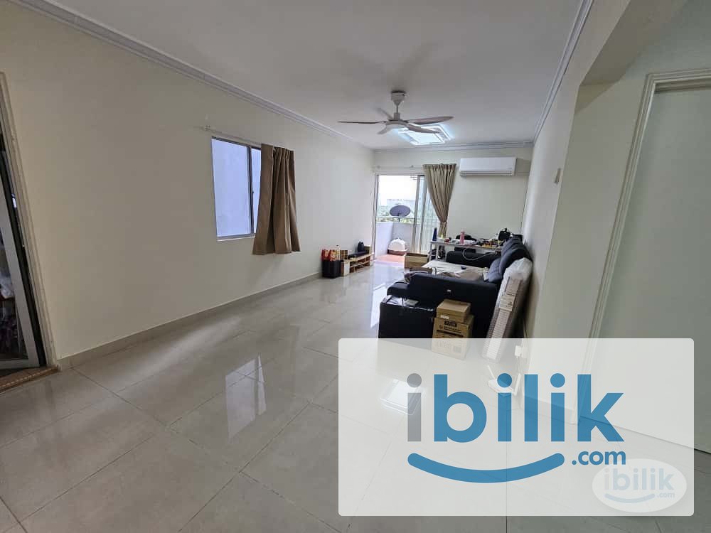 Middle Room at Amadesa, Desa Petaling - Image 3