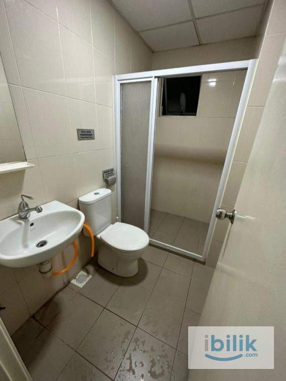 Free WIFI Single Room at OUG Parklane - Image 2