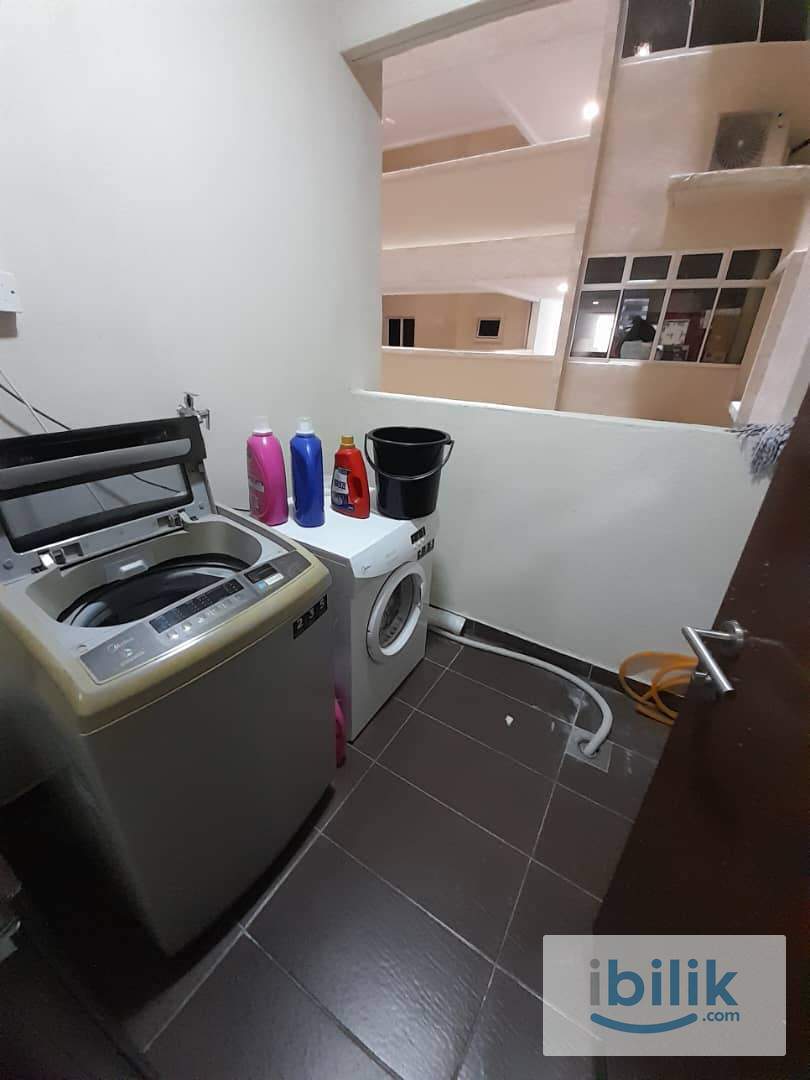 Free WIFI Single Room at Paraiso Residence - Image 4