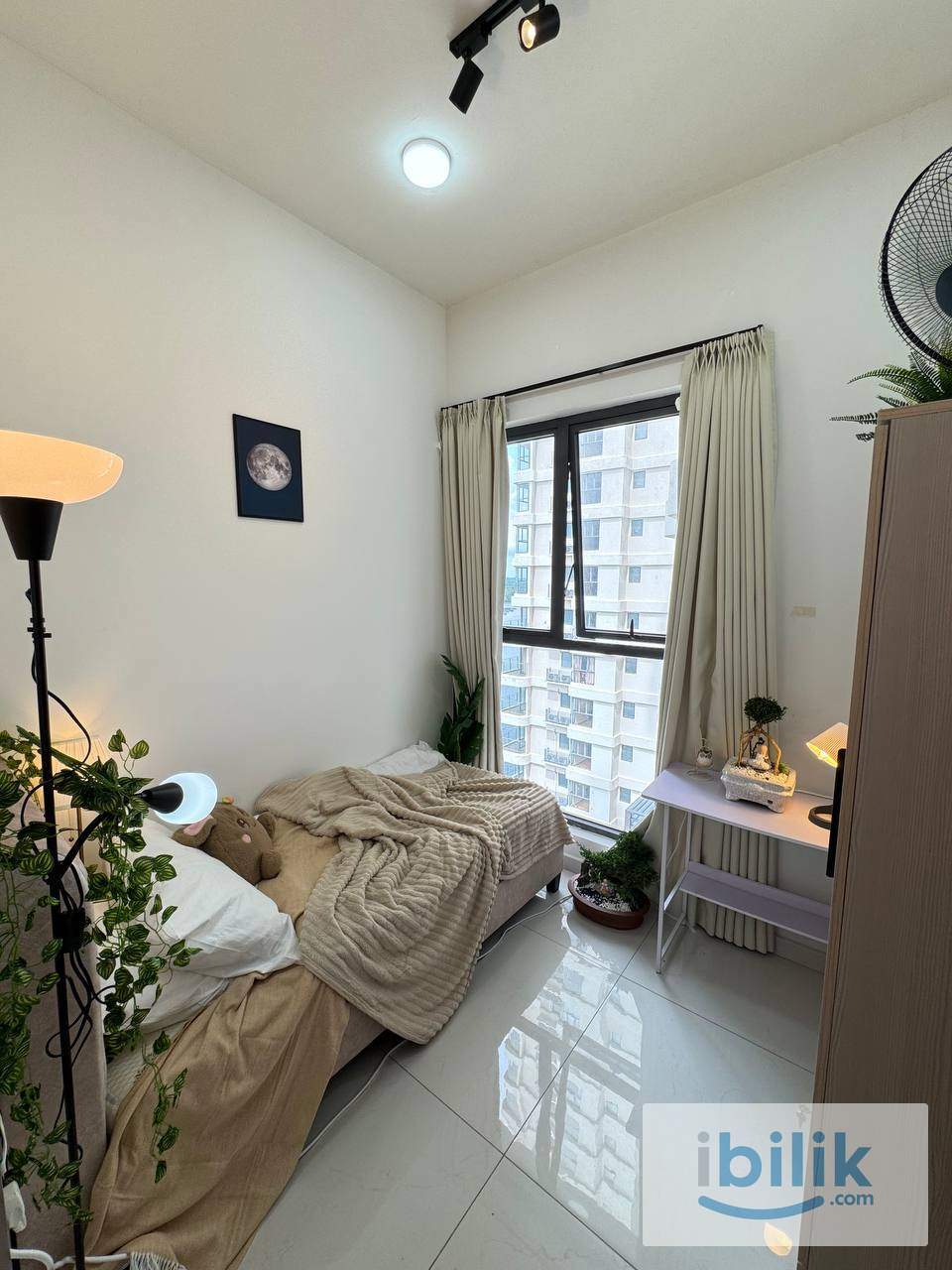 JB CIQ Small Room at Danga Bay, 8min to CIQ - Image 1