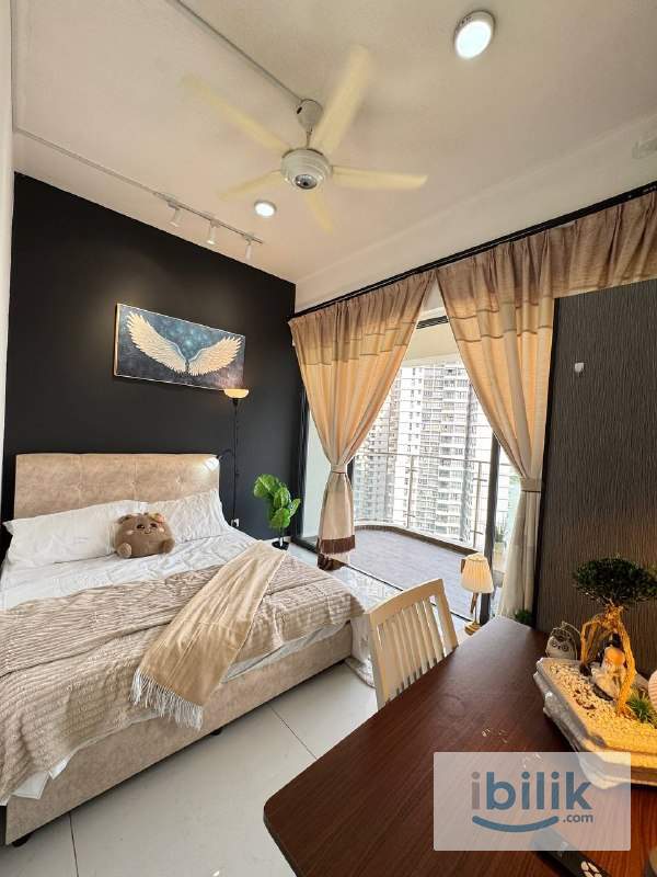 JB CIQ Balcony Room , 8 min drive to CIQ - Image 9