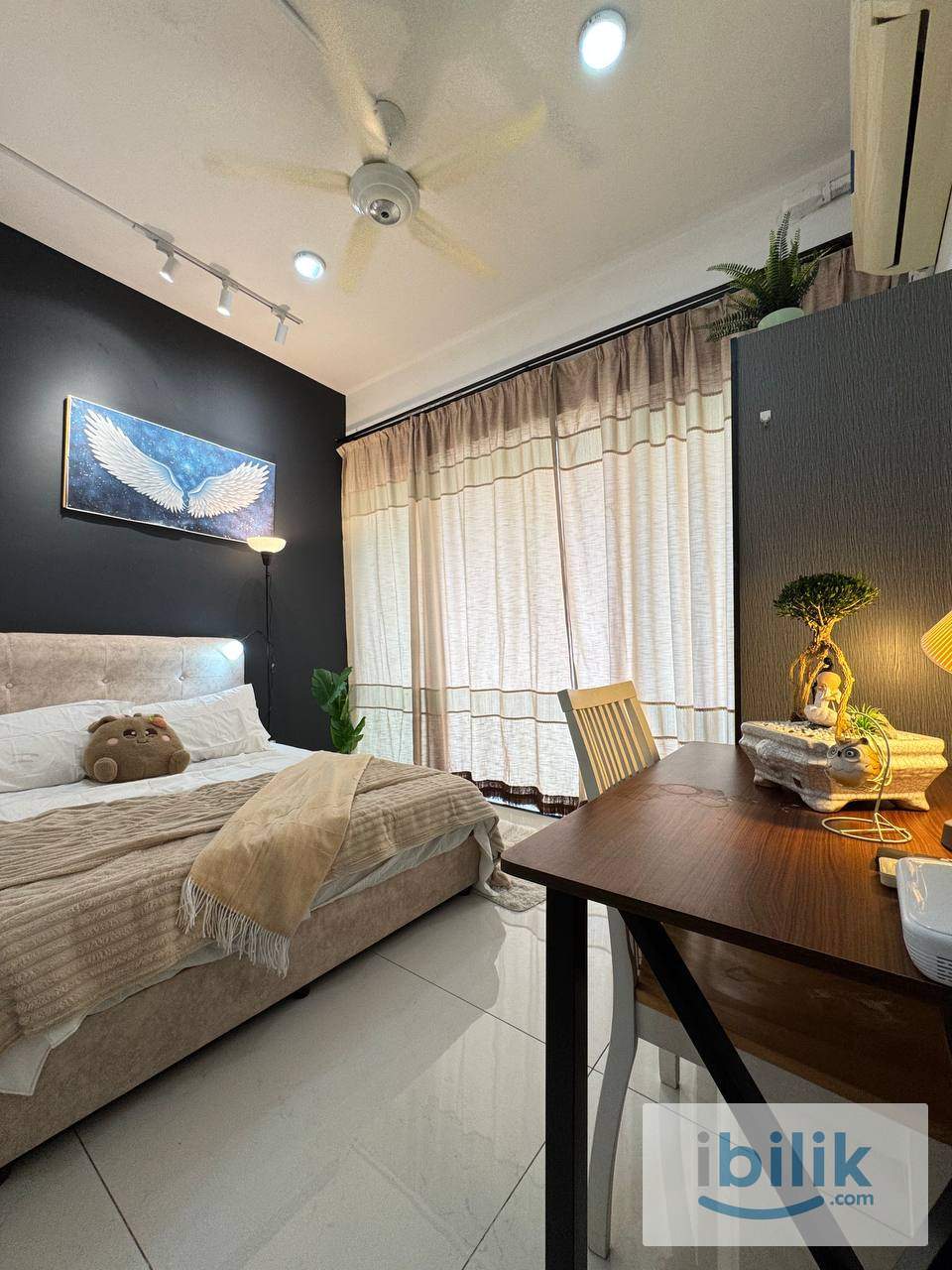 JB CIQ Balcony Room , 8 min drive to CIQ - Image 2