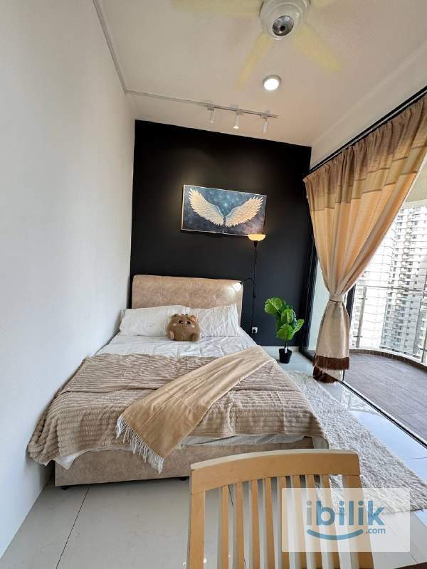 JB CIQ Balcony Room , 8 min drive to CIQ - Image 8