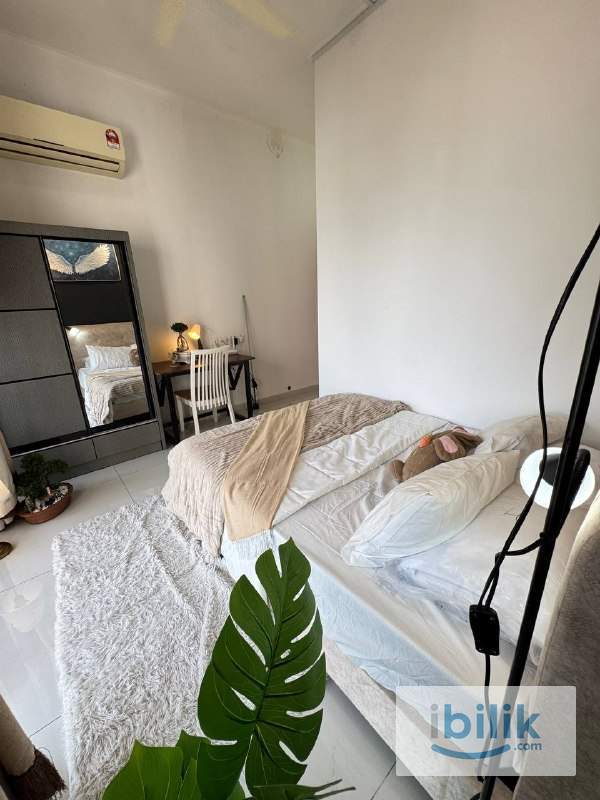 JB CIQ Balcony Room , 8 min drive to CIQ - Image 10