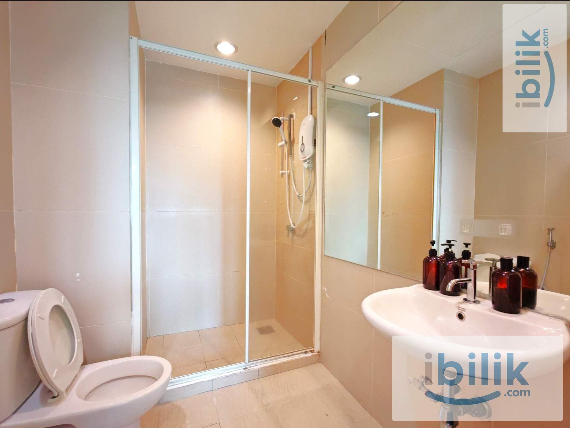 TRX Single Room. Nearby LRT MRT. Free WiFi electricity  - Image 4