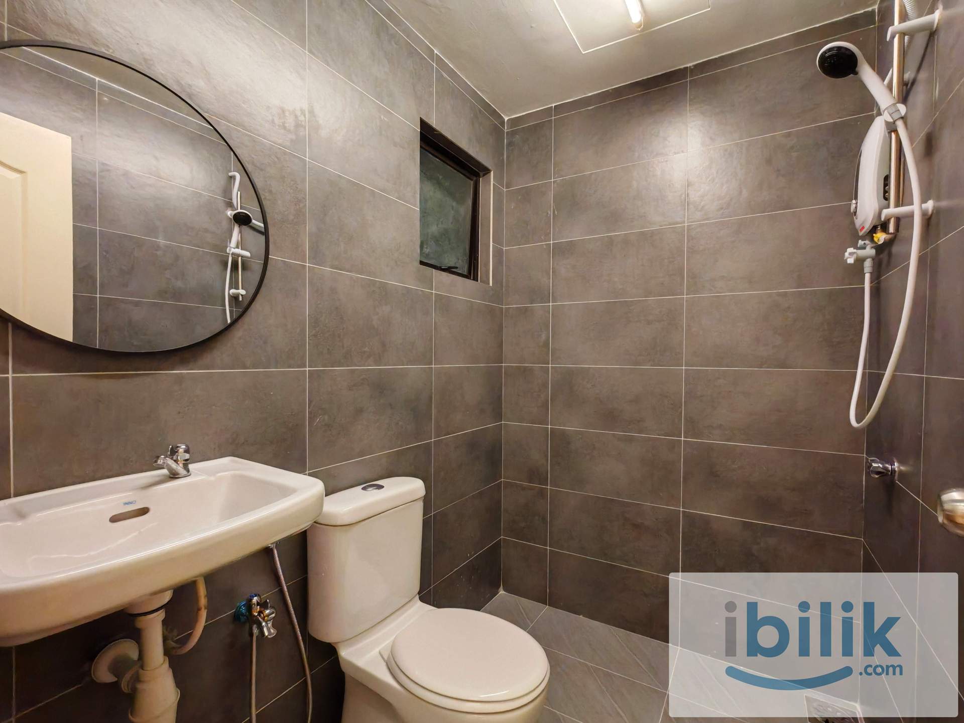 Bandar Utama Balcony Room - Image 1