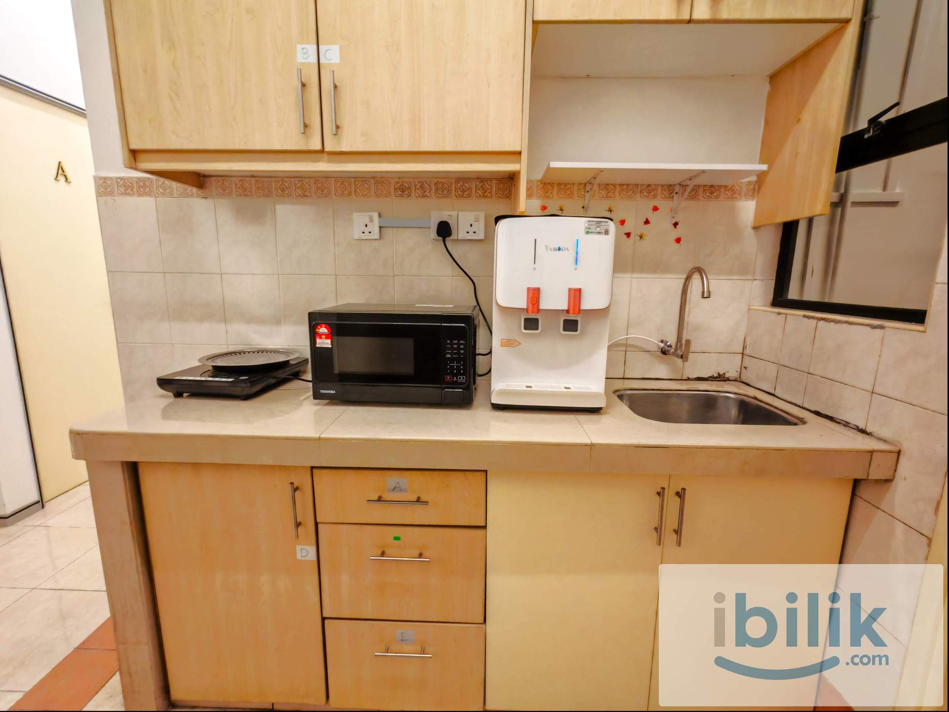 Bandar Utama Middle Room. Nearby MRT. Free WiFi electricity  - Image 5