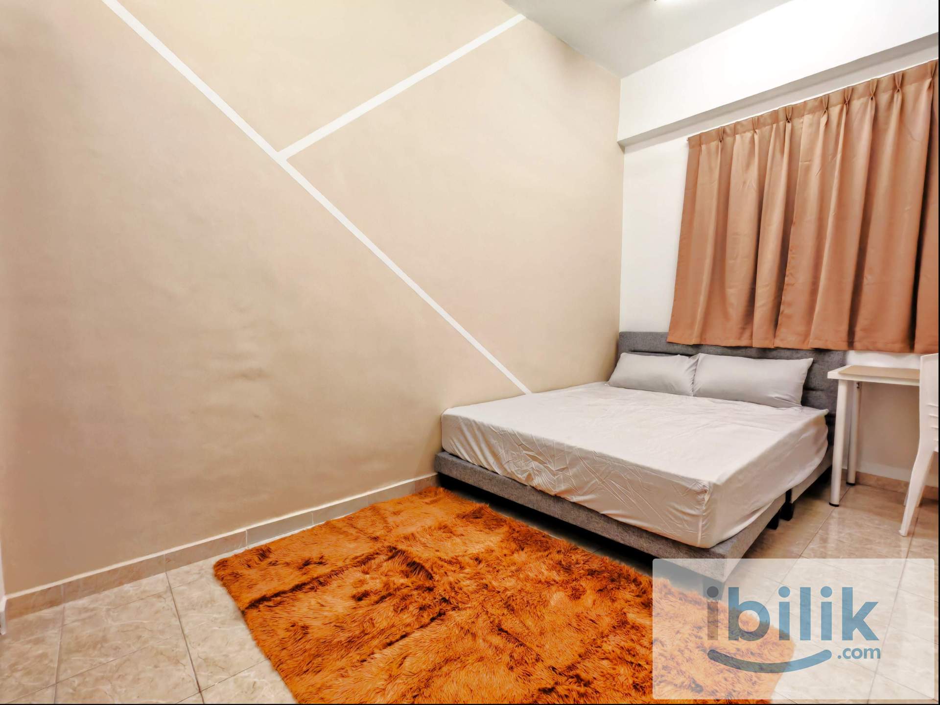 PJ Middle Room. Nearby LRT. Free WiFi electricity  - Image 8