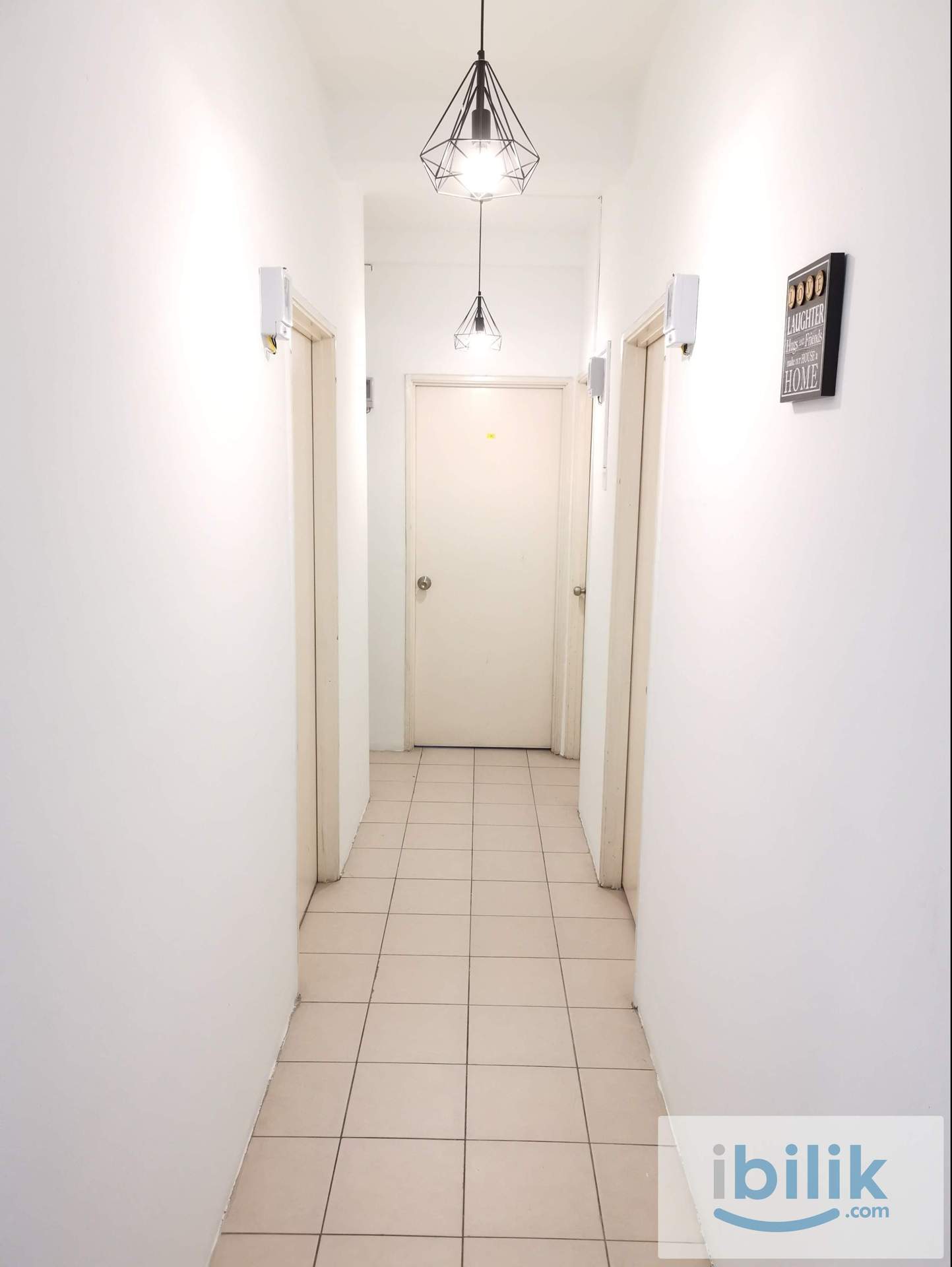 Subang Jaya Middle Bedroom. Free WiFi electricity.  - Image 5