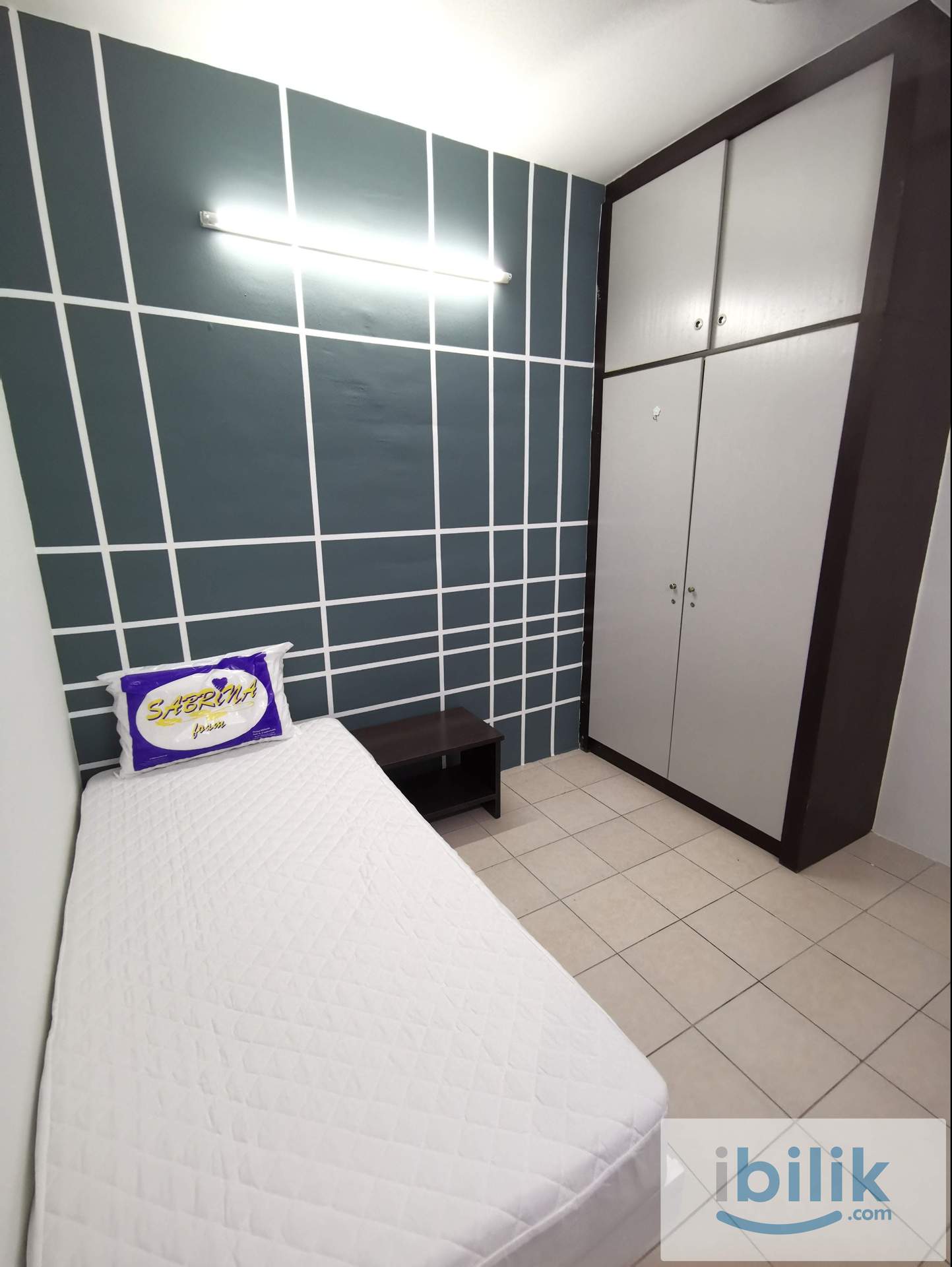 Subang Jaya Middle Bedroom. Free WiFi electricity.  - Image 8