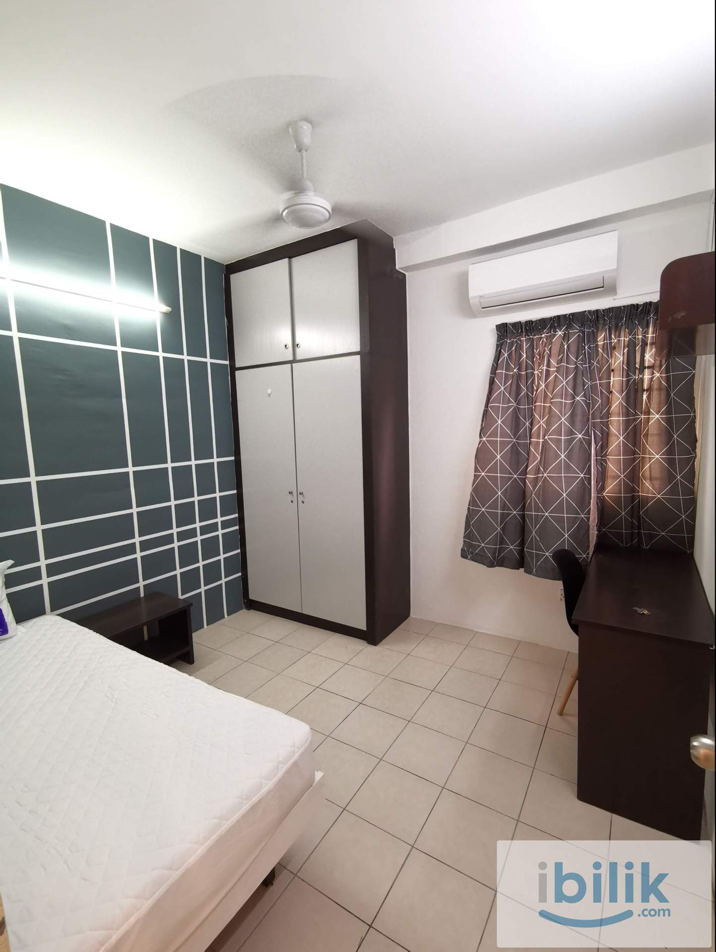 Subang Jaya Middle Bedroom. Free WiFi electricity.  - Image 9