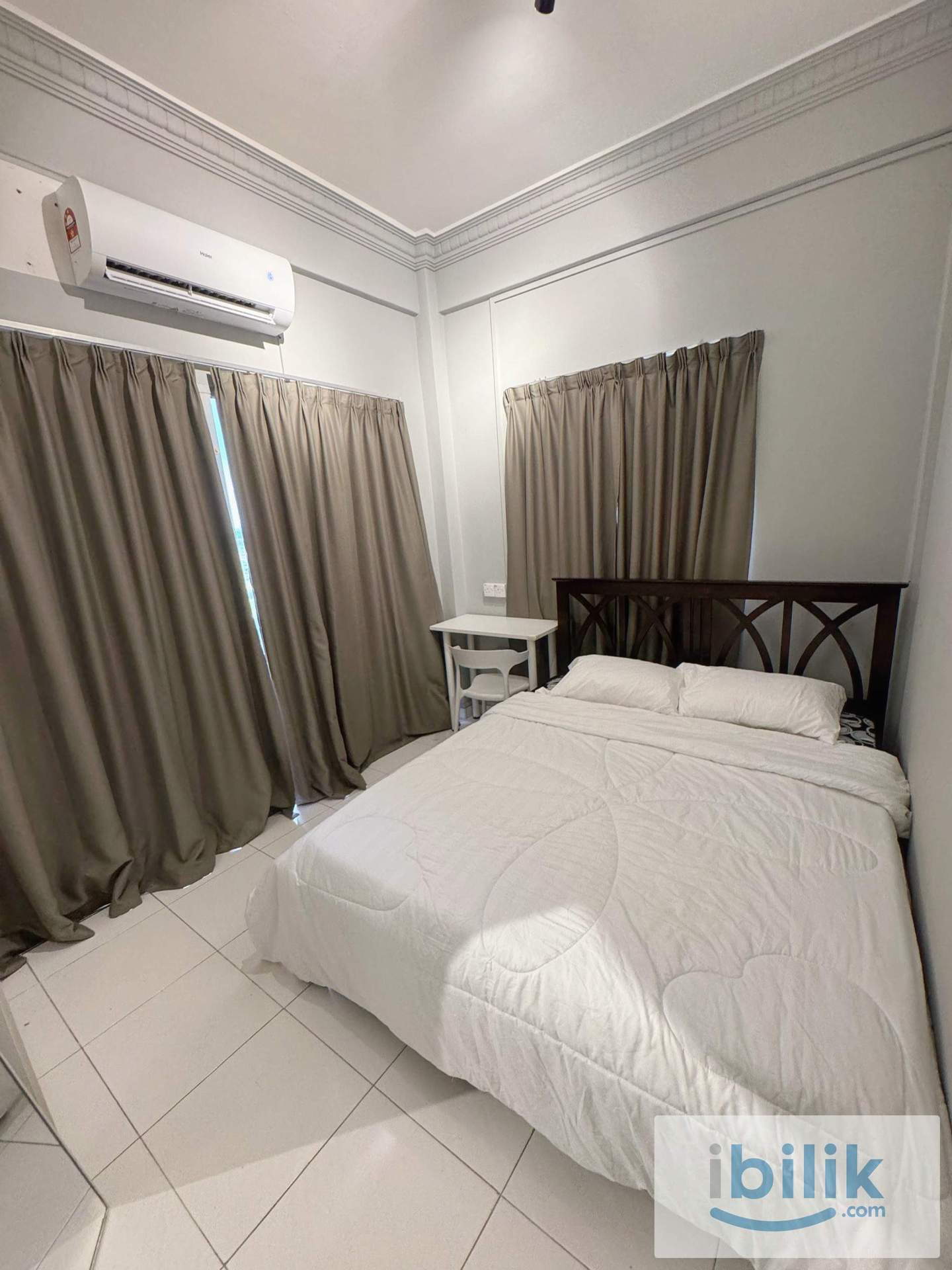 Sunny Balcony Room · Close to AEON & Klebang Beach - Image 1