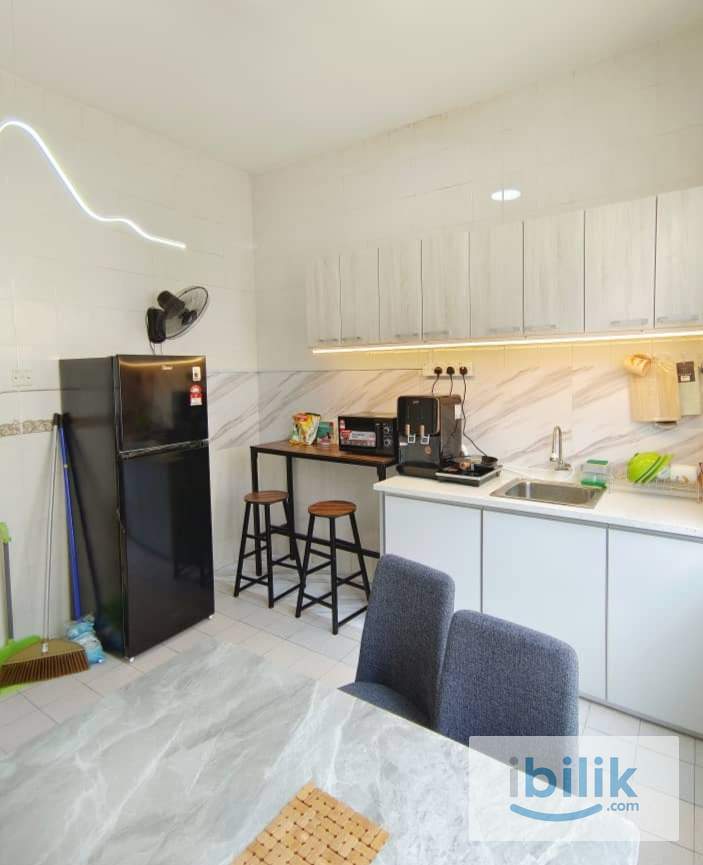 🌟 5 mins → Infineon | 7 mins → MMU | 10 mins → Manipal |Fully Furnished Room - Image 4