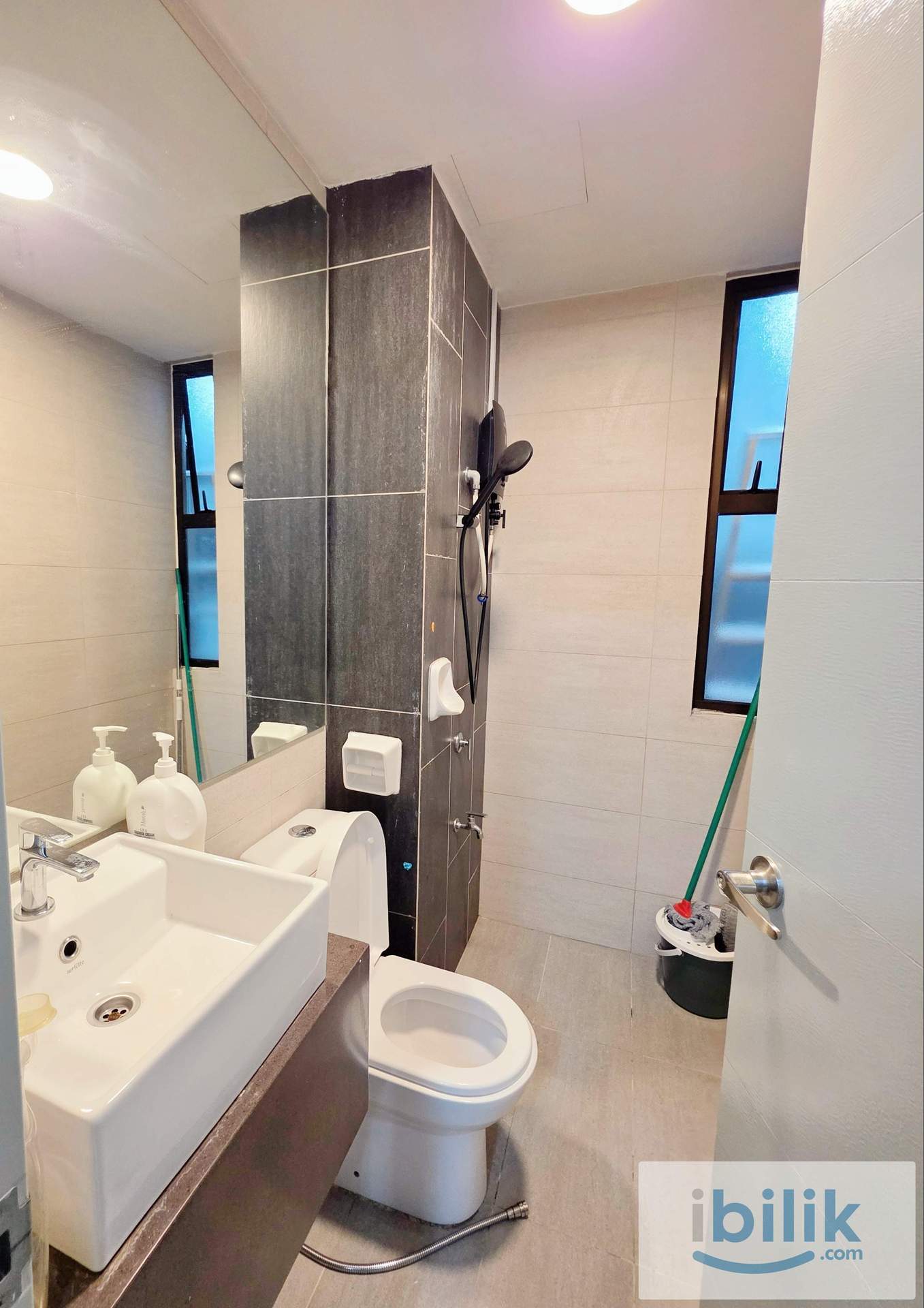 Admiral residence Single Room at Kota Laksamana Utama, Bandar Melaka - Image 7