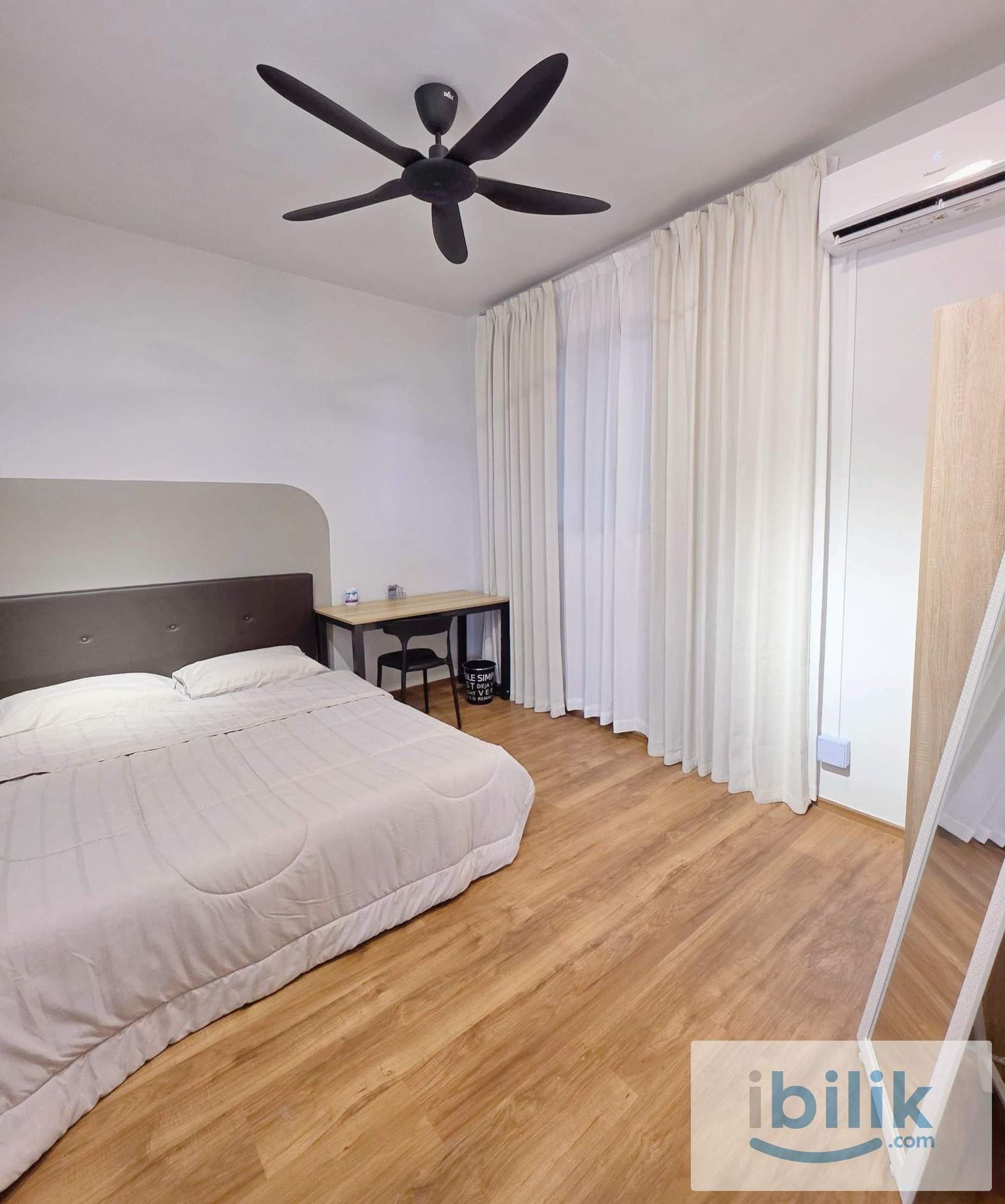 Middle ROOM - Image 1