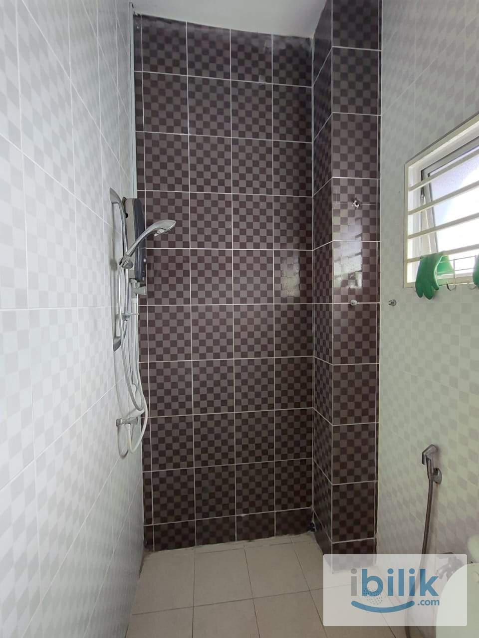 Rooms to Rent at BSP near MAHSA - Image 3
