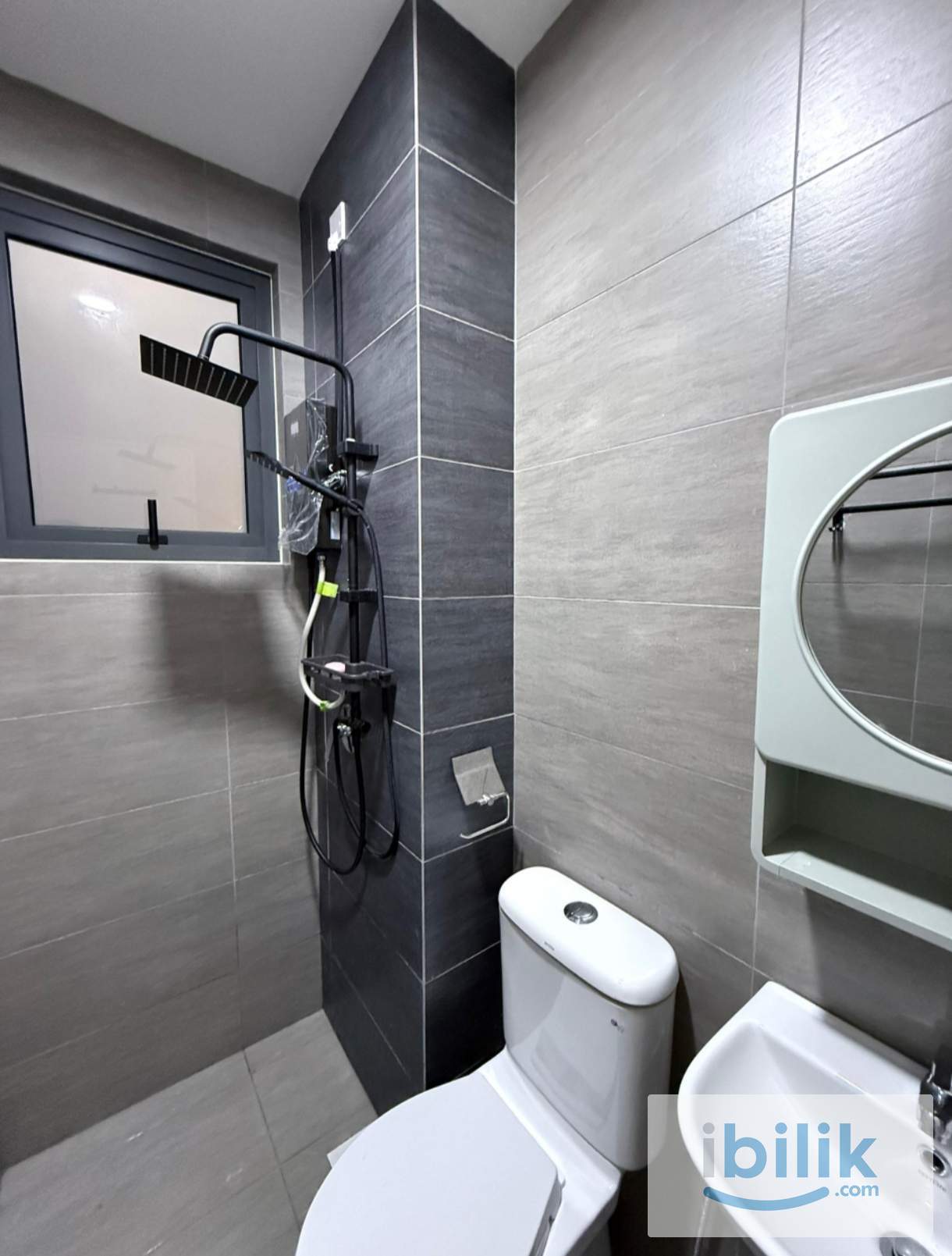 Medium Room Nexus Taman Pertama Cheras - Image 2