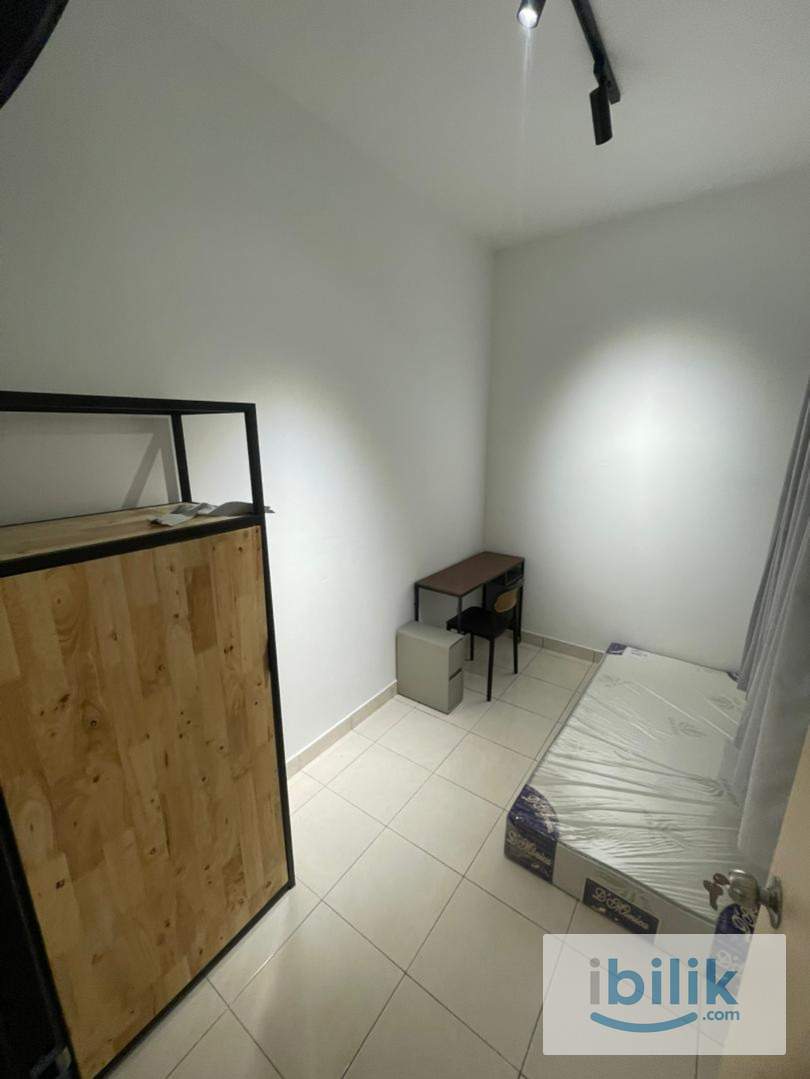 (Female Only) Casa Tiara Condo Single Room for Rent  - Image 4