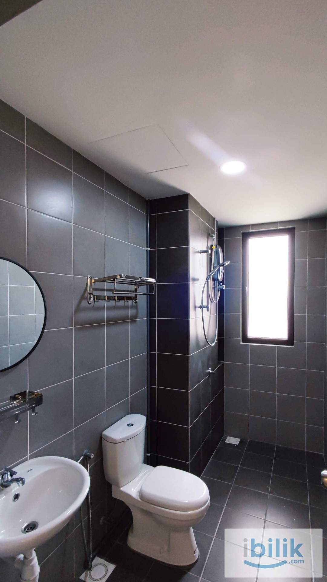 (Mixed Gender Unit) Middle Room at Netizen Residence, Bandar Tun Hussein Onn (Very Near MRT Tun Hussein Onn) - Image 4