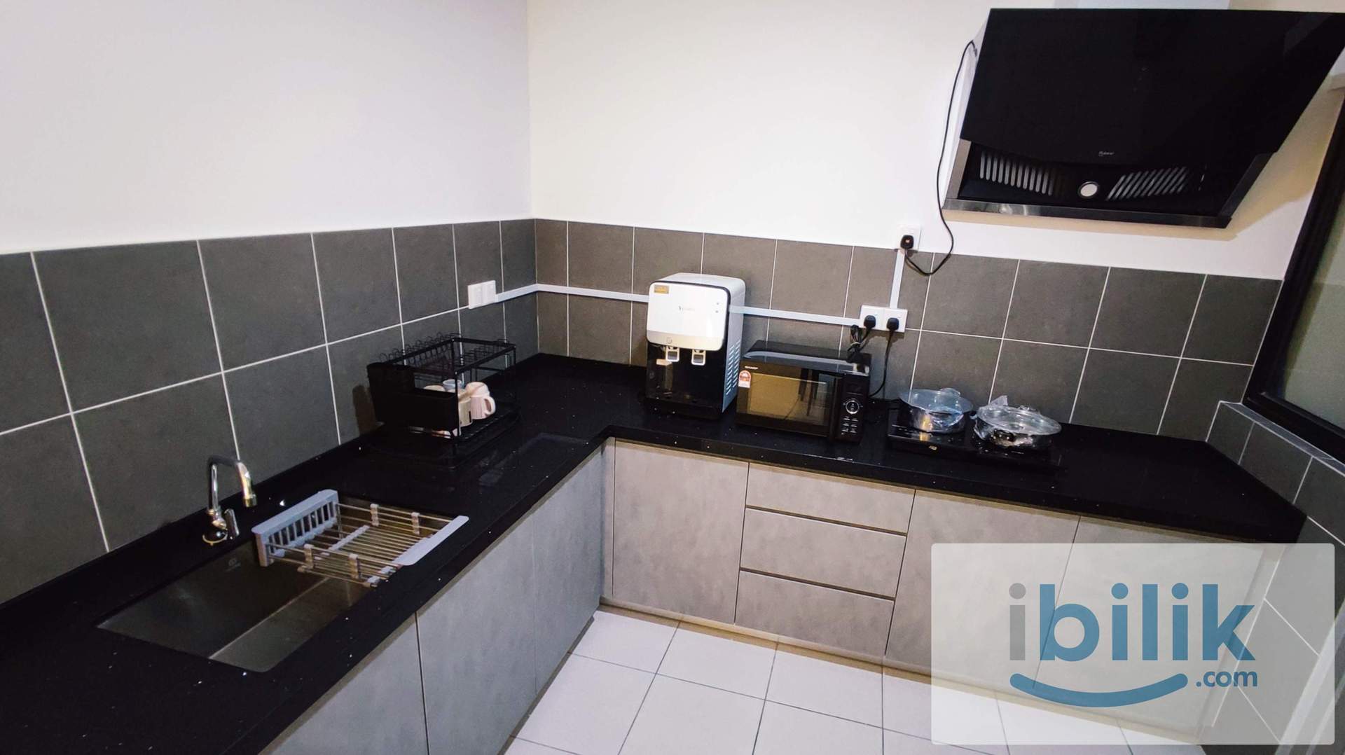 (Mixed Gender Unit) Middle Room at Netizen Residence, Bandar Tun Hussein Onn (Very Near MRT Tun Hussein Onn) - Image 5