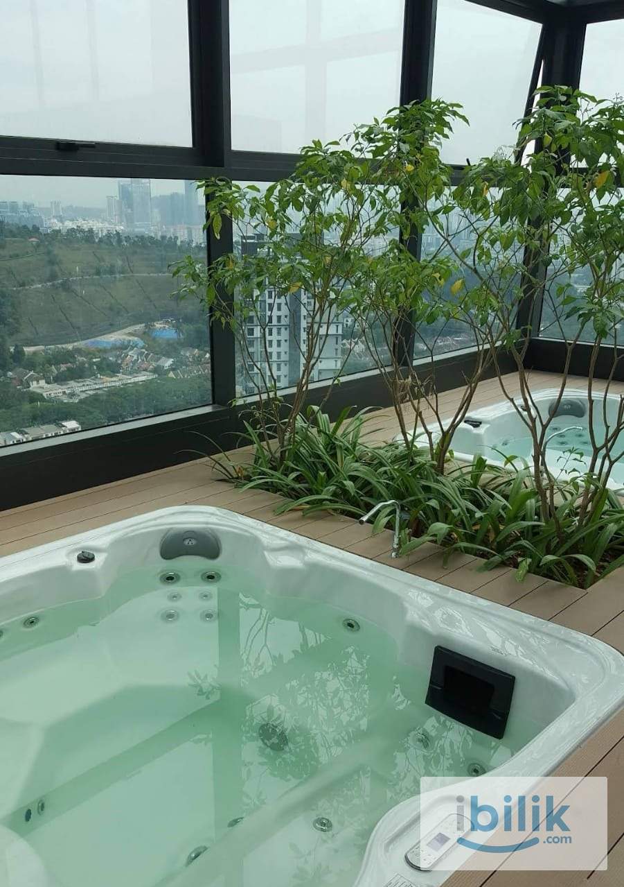 **Fully Furnished Female Unit Balcony Room at Citizen Old Klang Road** - Image 3