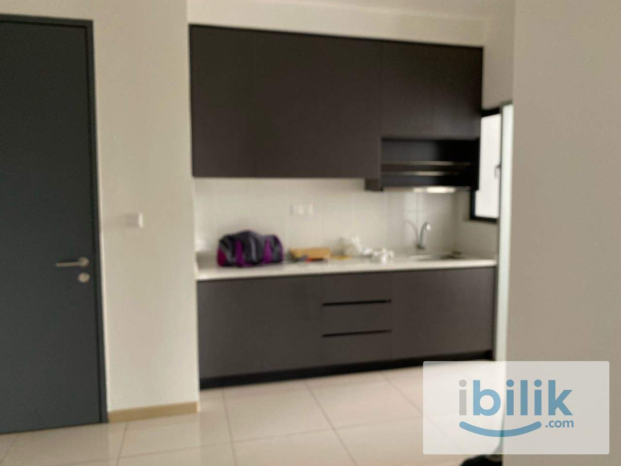 Whole Unit 4 Bedrooms 2 Bathrooms @ Mira Shorea Puchong Partially Furnished For Rent - Image 2