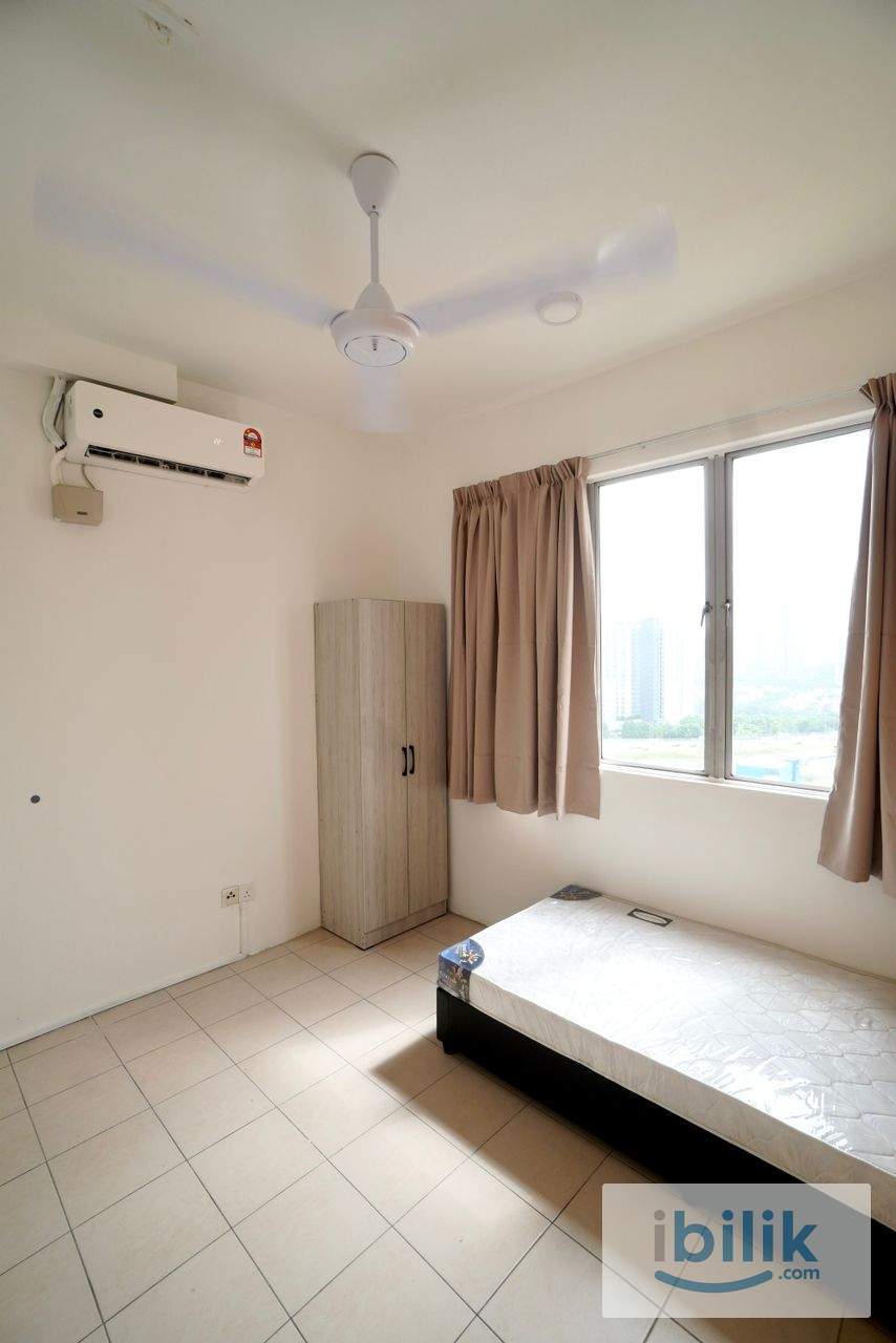Casa Subang, UEP Subang Jaya Room for Rent  - Image 2