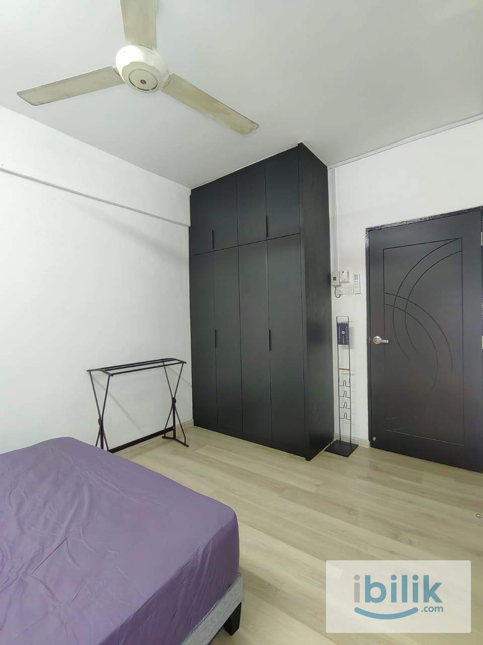 Mix Gender Unit, Couple Friendly, Master Bedroom With Private Bathroom ,Nearest To Bayan Baru - Image 10