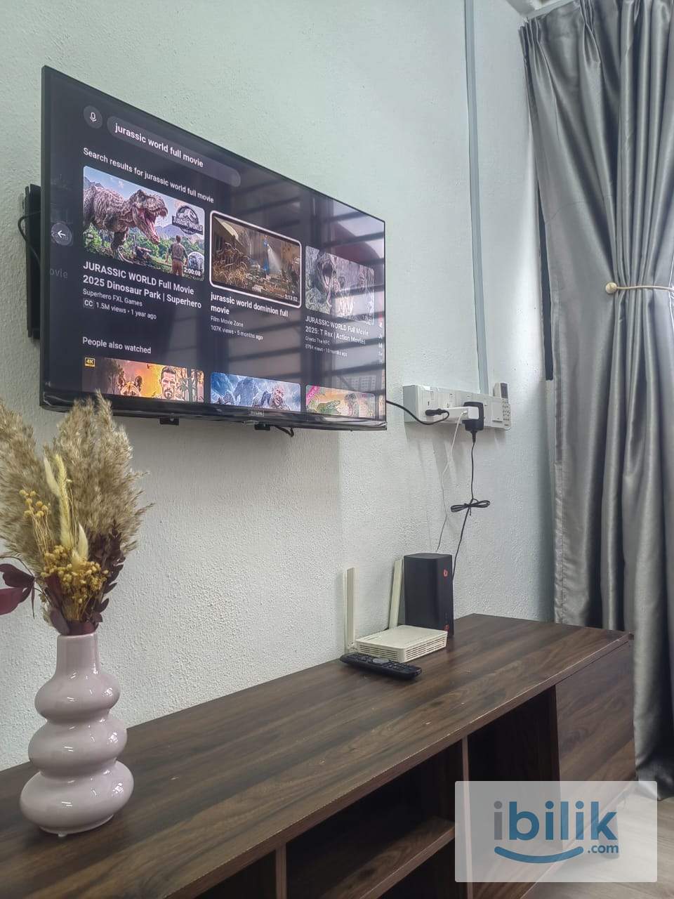 Female Middle Room, Shared Bathroom, Smart TV, Nearest To Bayan Baru, GBS, One Pricint & Pantai Hospital  - Image 8