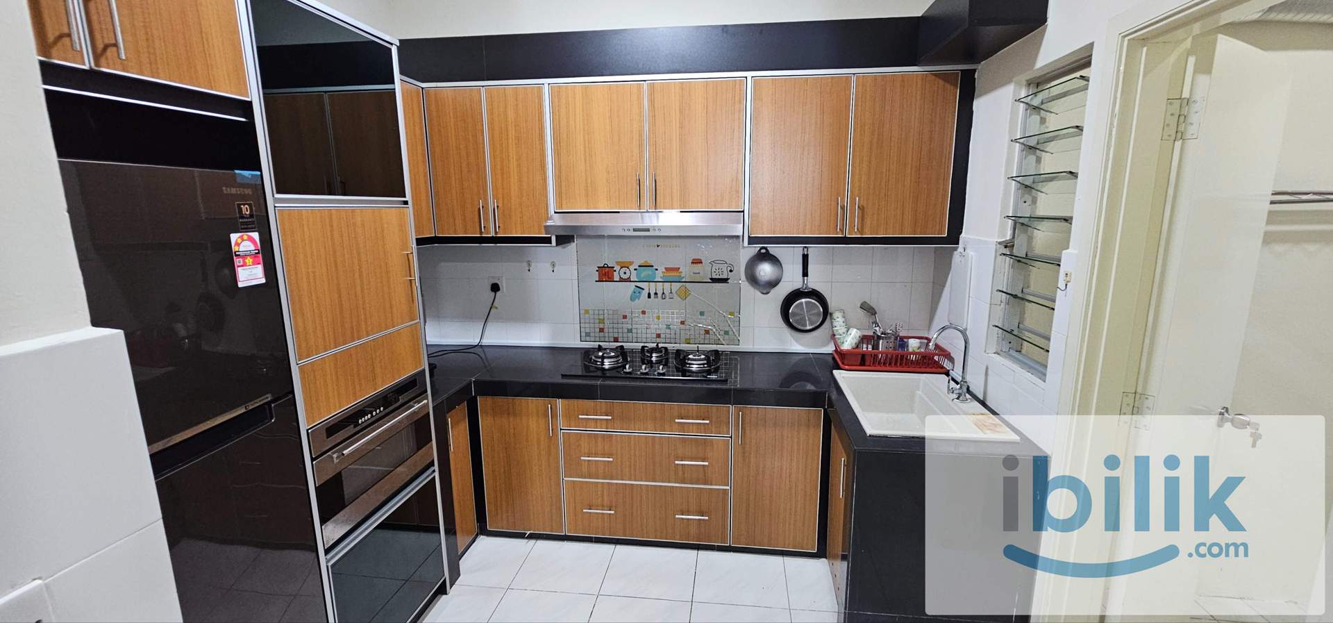 MEDIUM ROOM/CLEAN UNIT! FULLY FURNISHED! MALE/MUSLIM UNIT! - Image 5