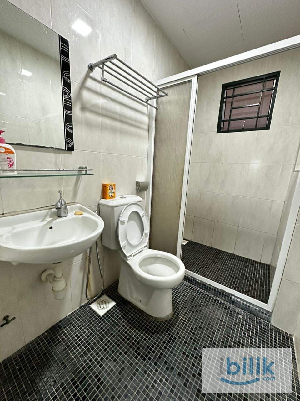 Master Room - Image 4