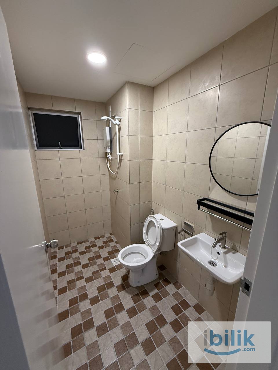 Small Room LRT Salak Selatan 小房  - Image 5