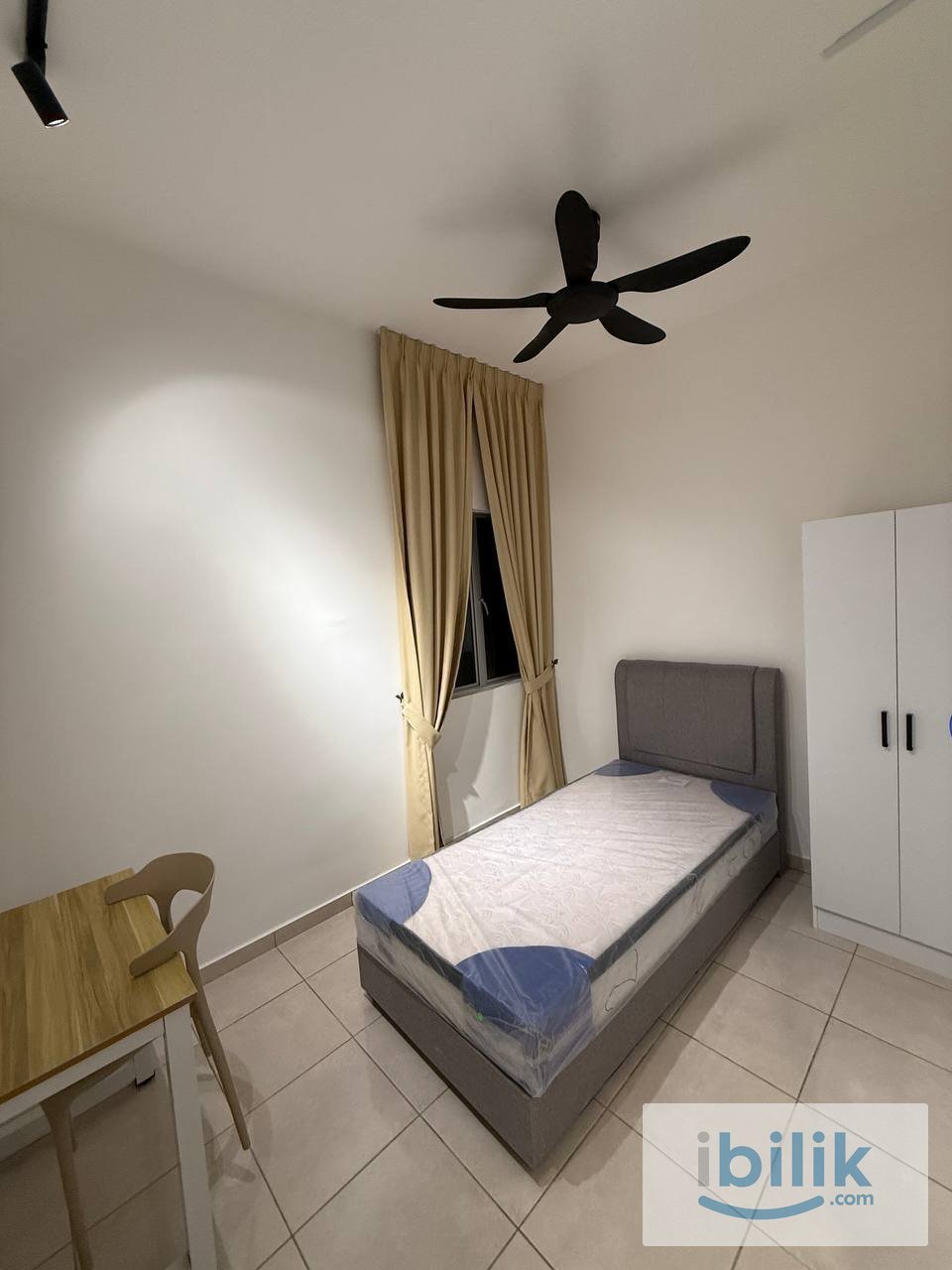 Small Room LRT Salak Selatan 小房  - Image 1