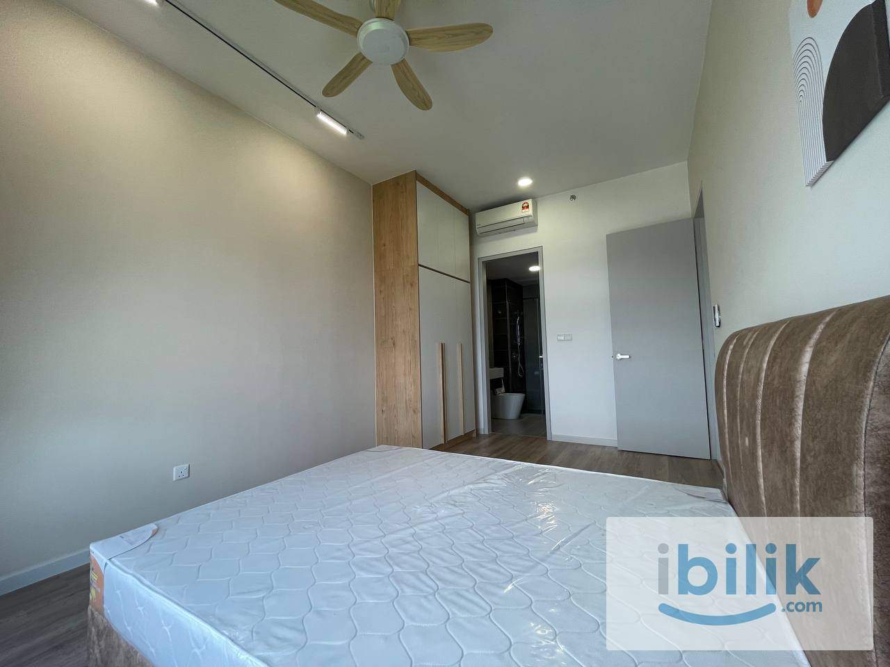 M VERTICA,FEMALE Master, Cheras Maluri, 7 Min Walk to MRT & LRT, FEMALE Master Room - Image 1