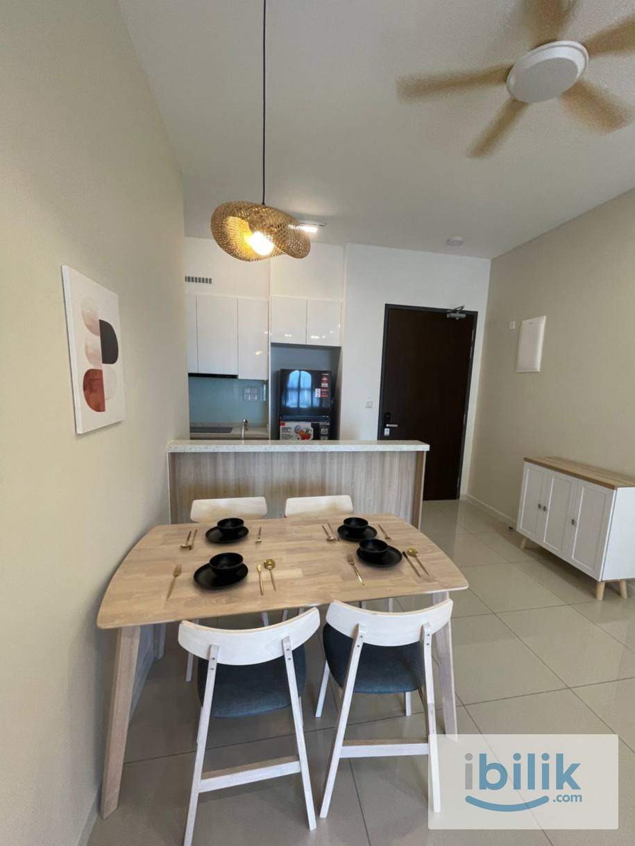 MASTER ROOM 2 Min Walk to MRT Taman Pertama - Image 3