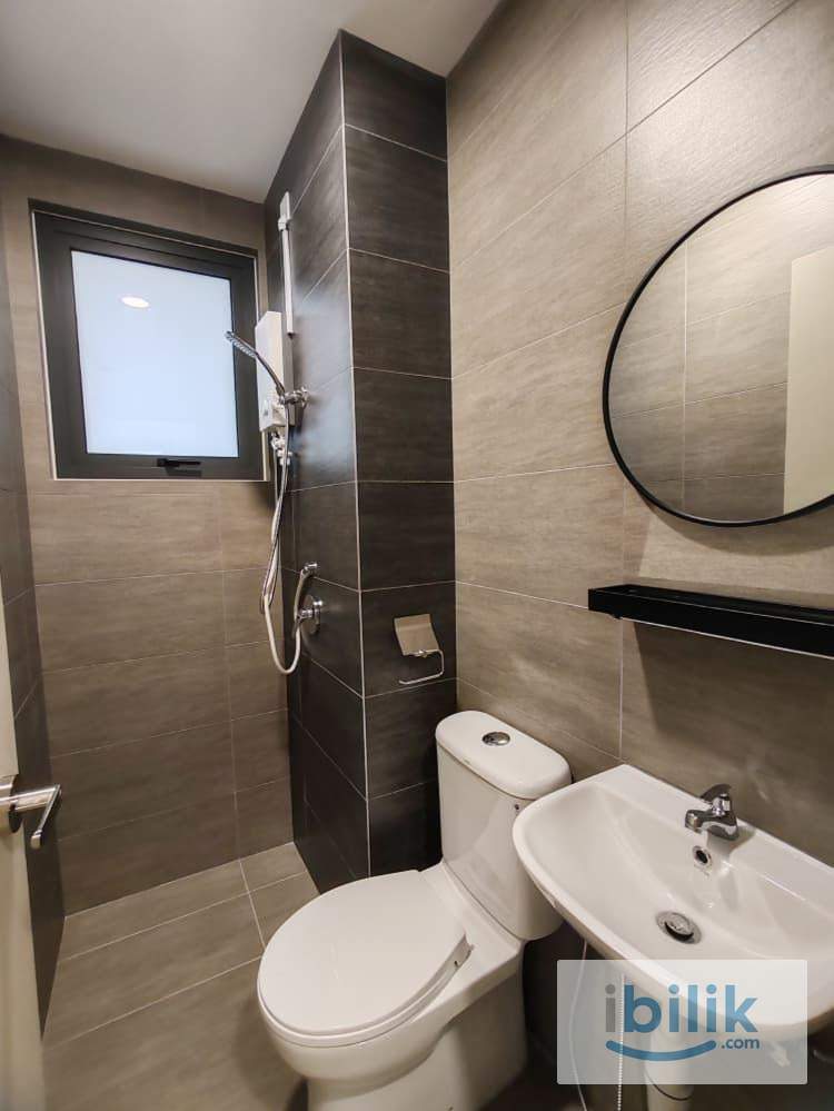 MASTER ROOM CHERAS 2min walk to Taman Pertama MRT Station private Bathroom - Image 4