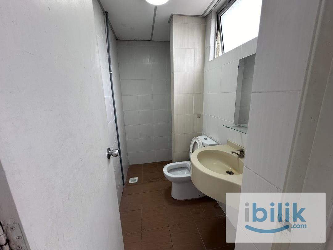 TARUMT Rooms for Rent at PV16 Setapak - Image 6