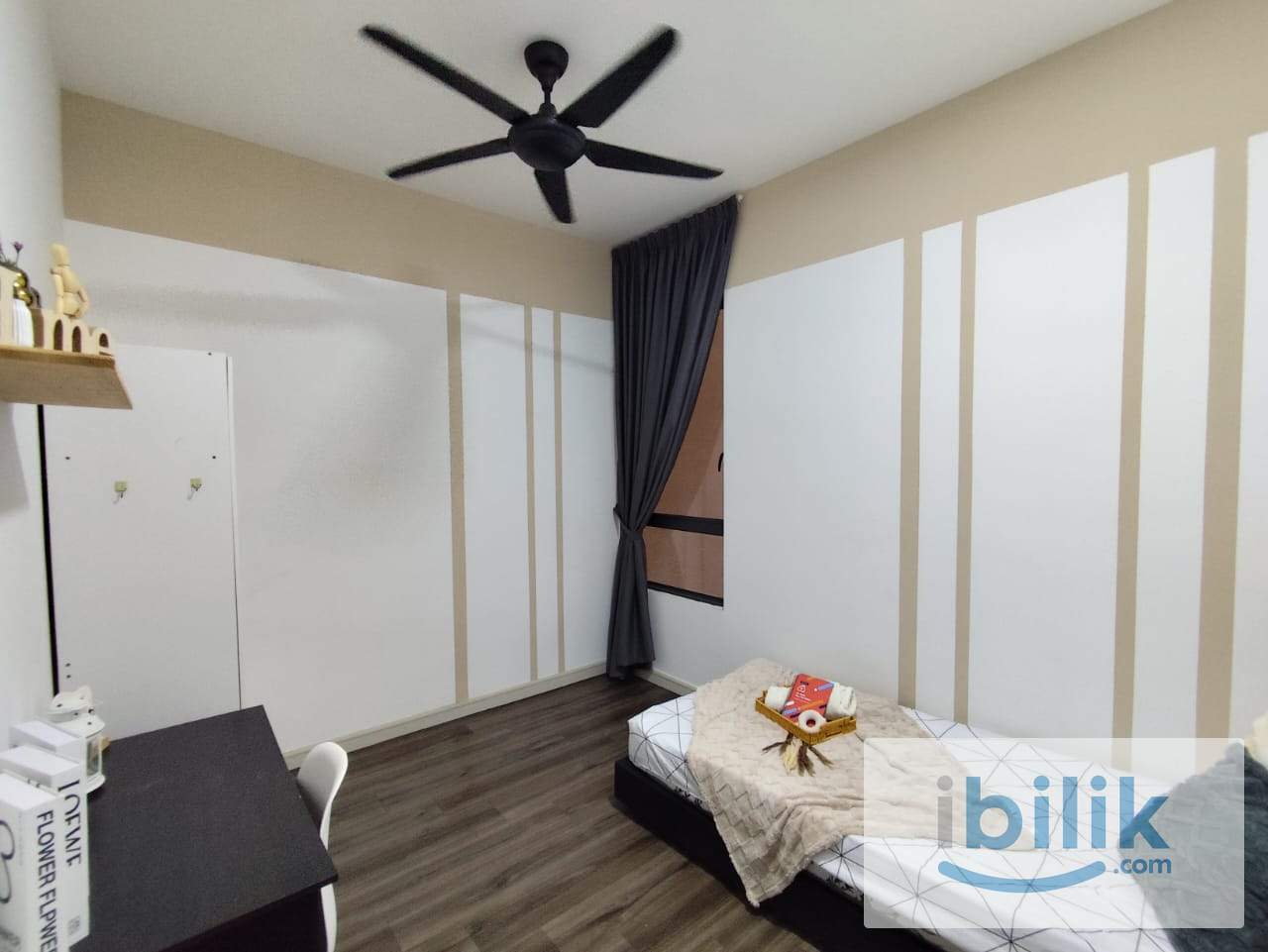 Female Medium room for rent at Riana South Condo@ Cheras Taman Connaught - Image 2