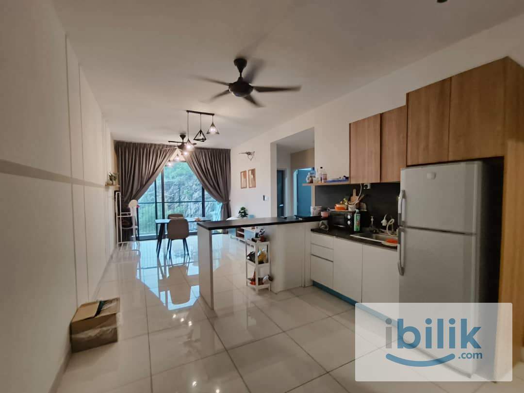 Female Medium room for rent at Riana South Condo@ Cheras Taman Connaught - Image 3