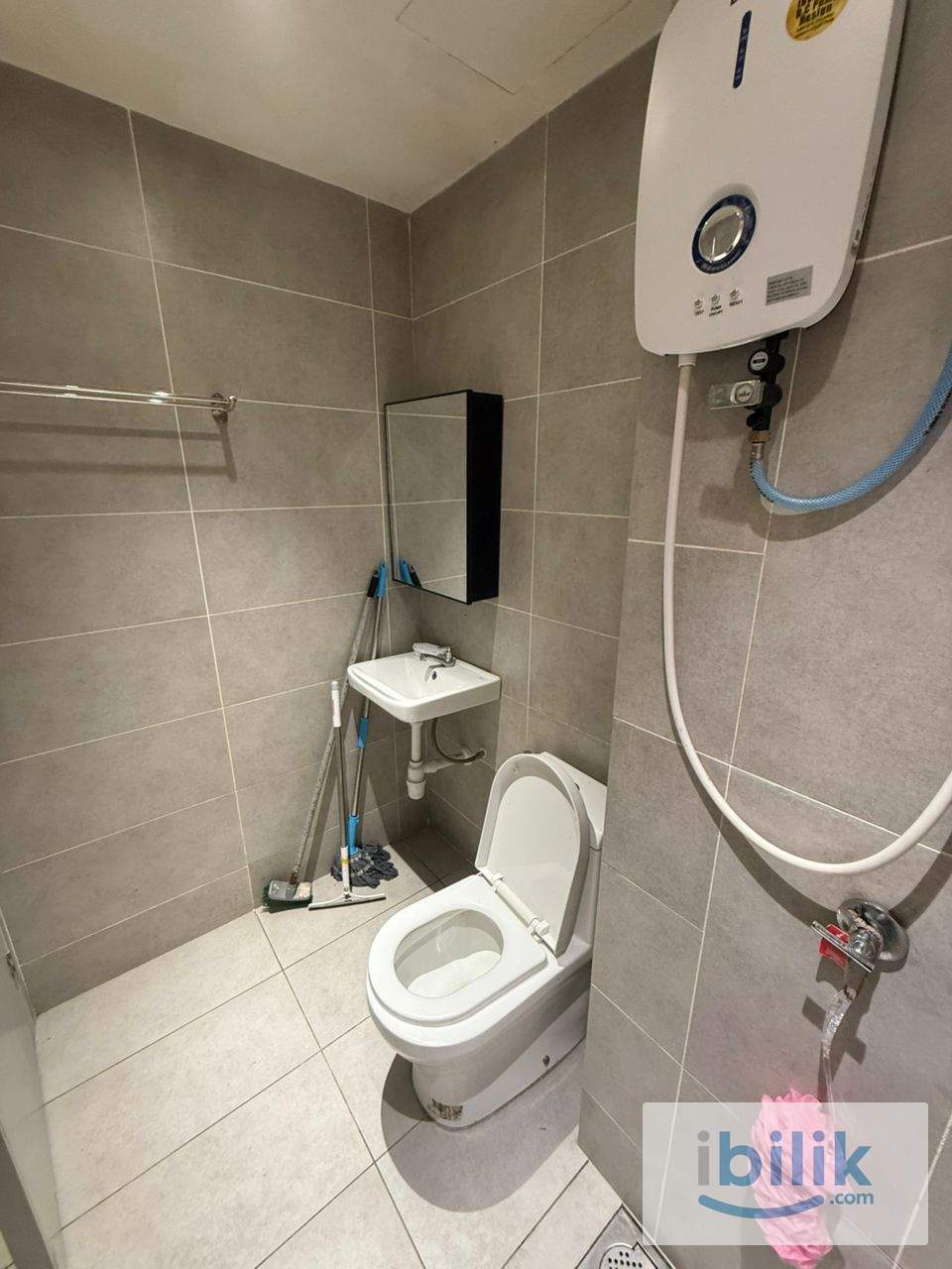 Balcony room for rent at DK Impian @ Shah Alam - Image 6