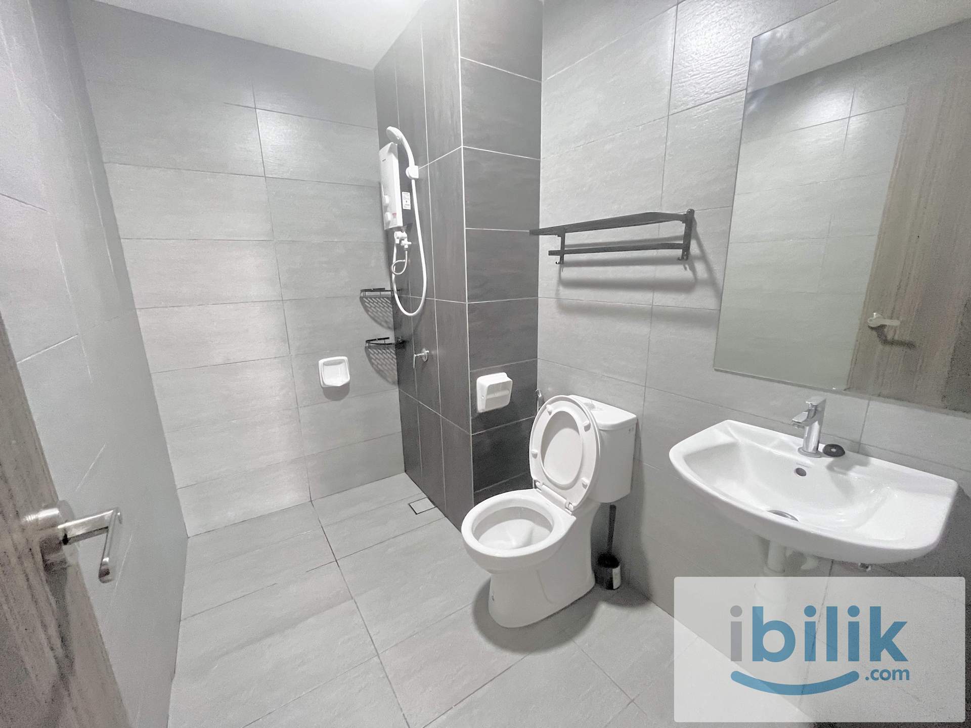 Balcony room for rent at Edumetro, USJ  - Image 6