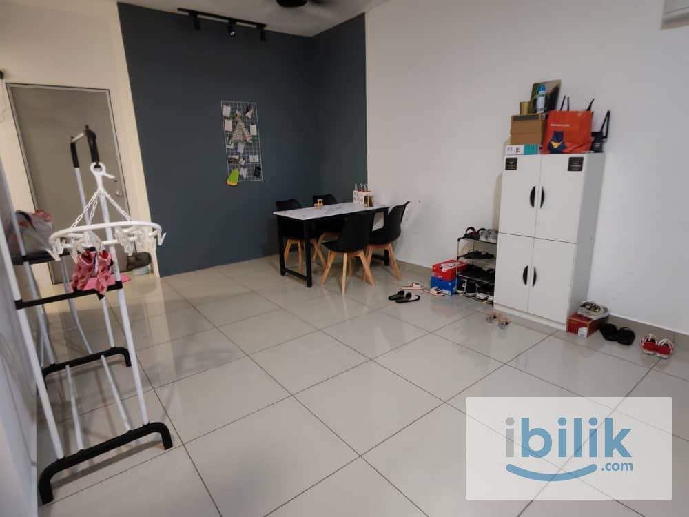 Female Medium Room for rent at M Vertica KL @ Cheras - Image 5