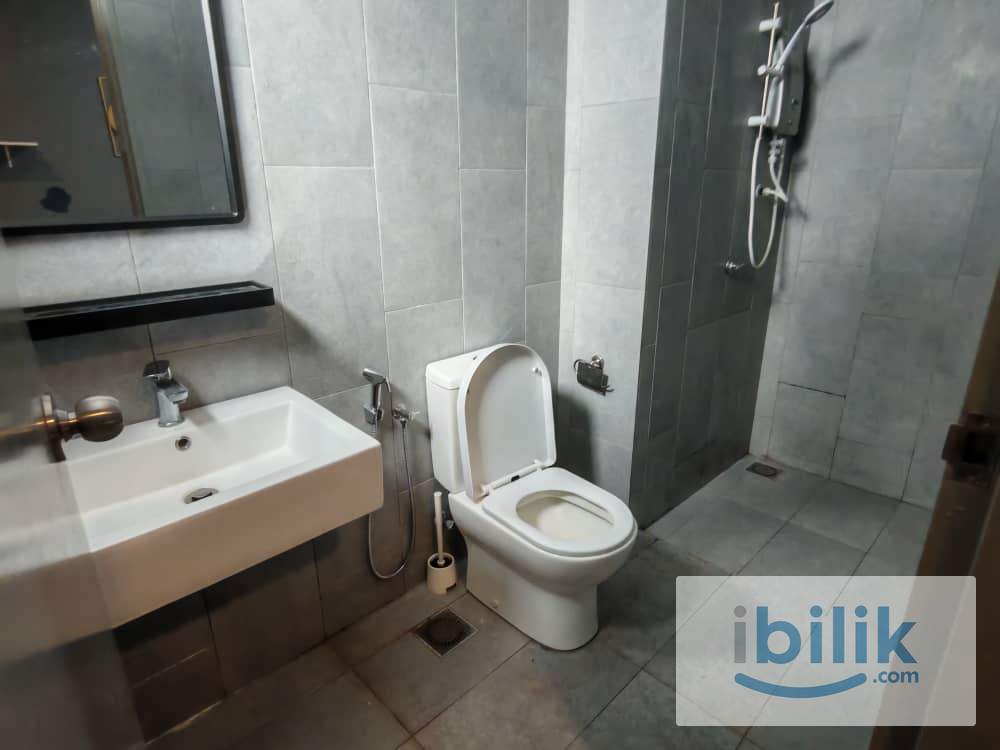 Female Medium Room for rent at M Vertica KL @ Cheras - Image 7