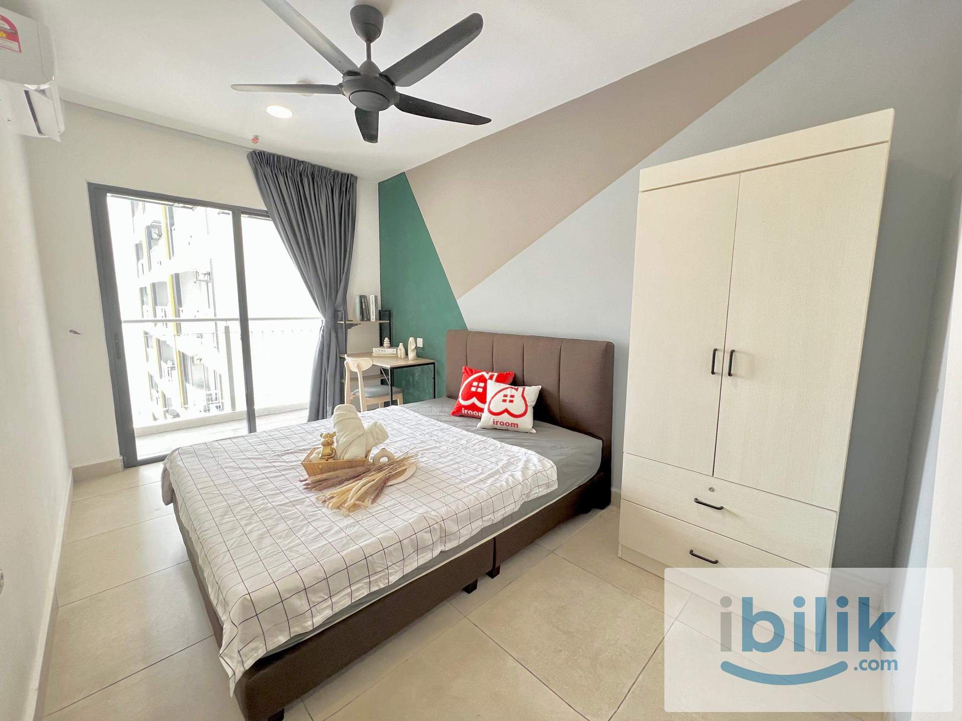 Medium room with balcony for rent at DK Impian @ Shah Alam - Image 1