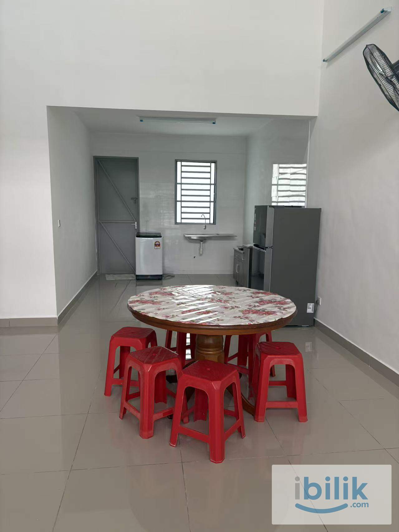 Single room at Simpang Ampat - Image 4
