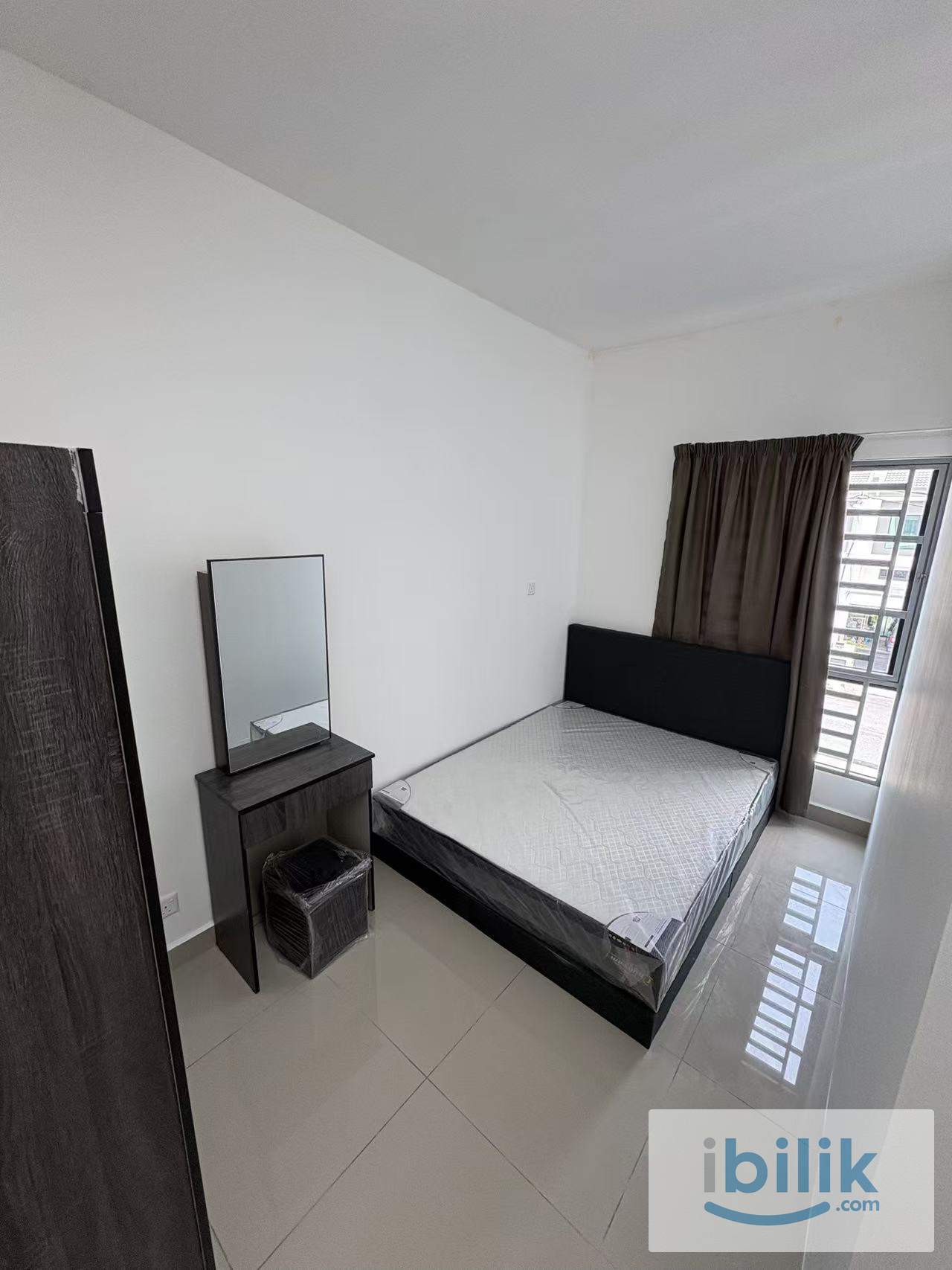 Single room at Simpang Ampat - Image 1