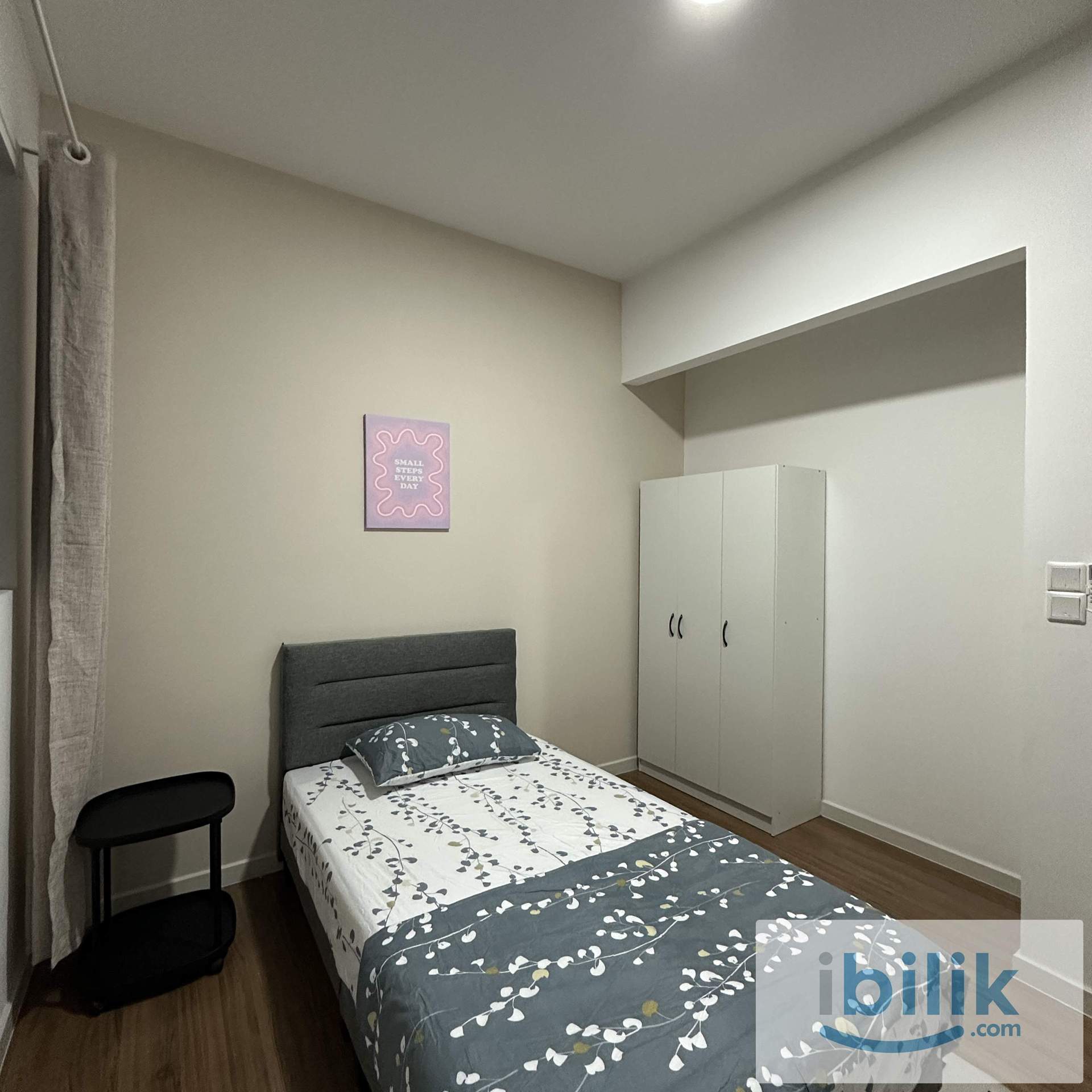 Small Room fully furnished  - Image 1
