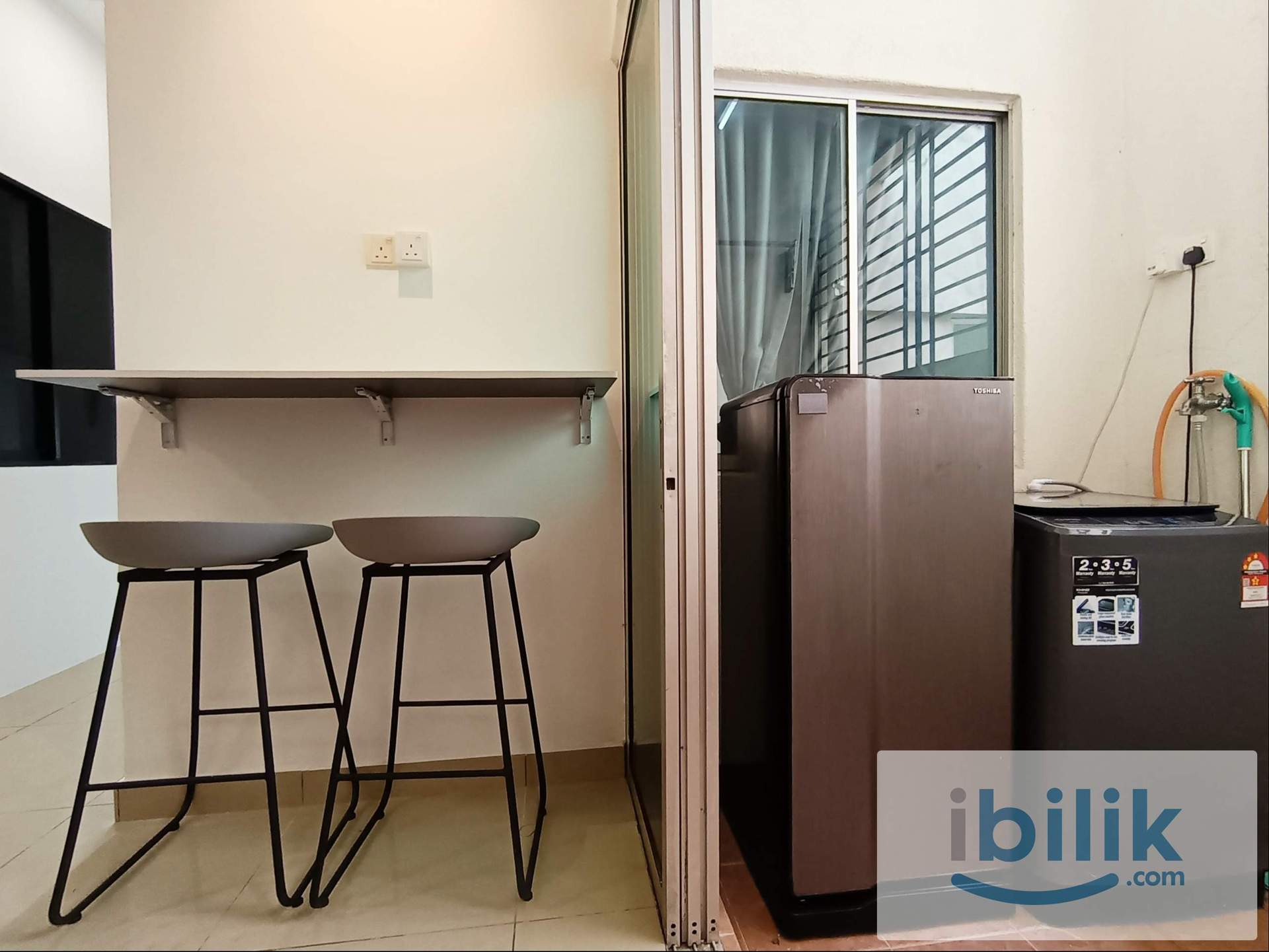 Mix Cozy Small Room | WiFi Included | Near MRT Tmn Connaught - Image 4