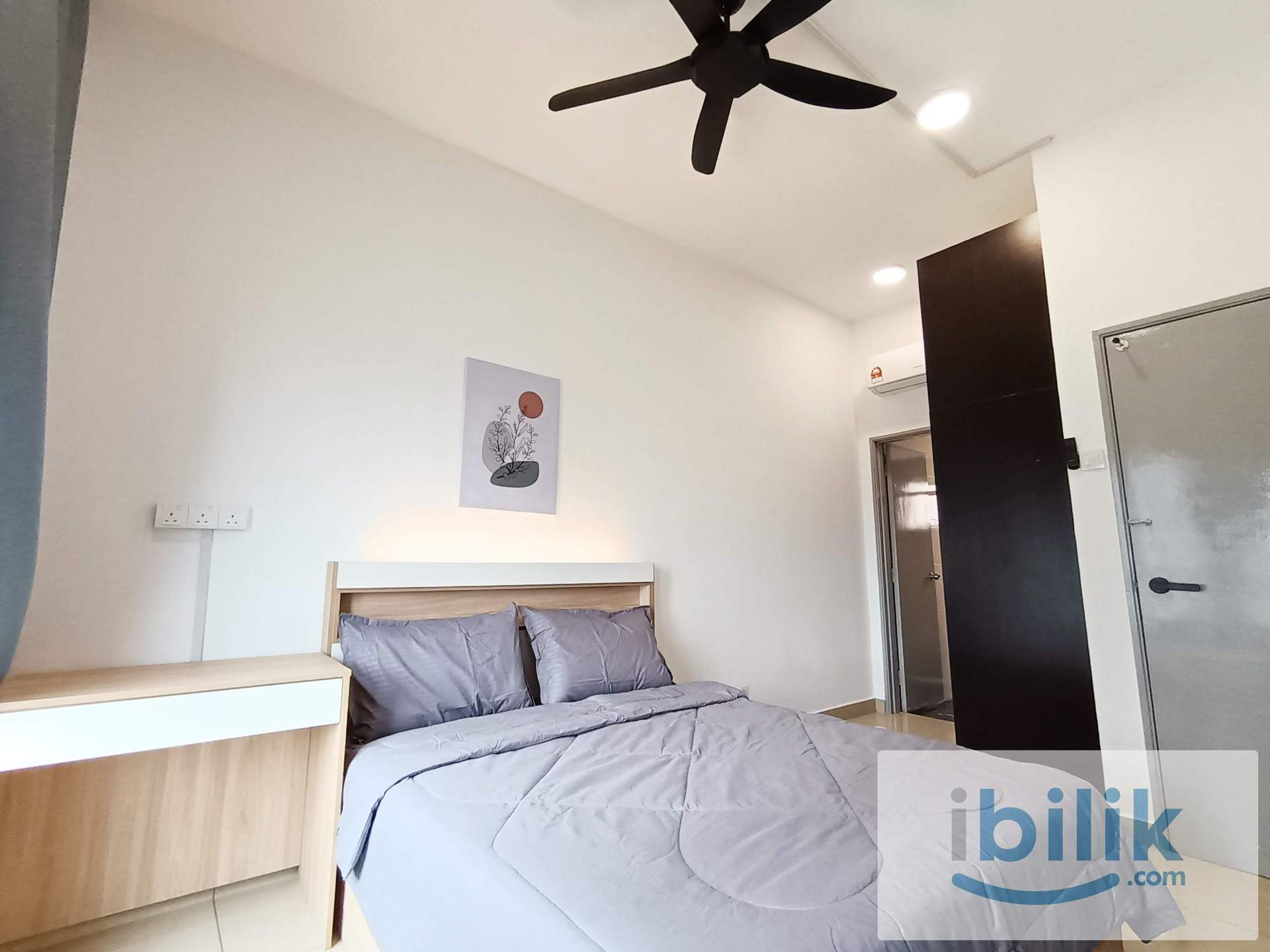 Mix Cozy Master Room | WiFi Included | Near MRT Tmn Connaught - Image 2
